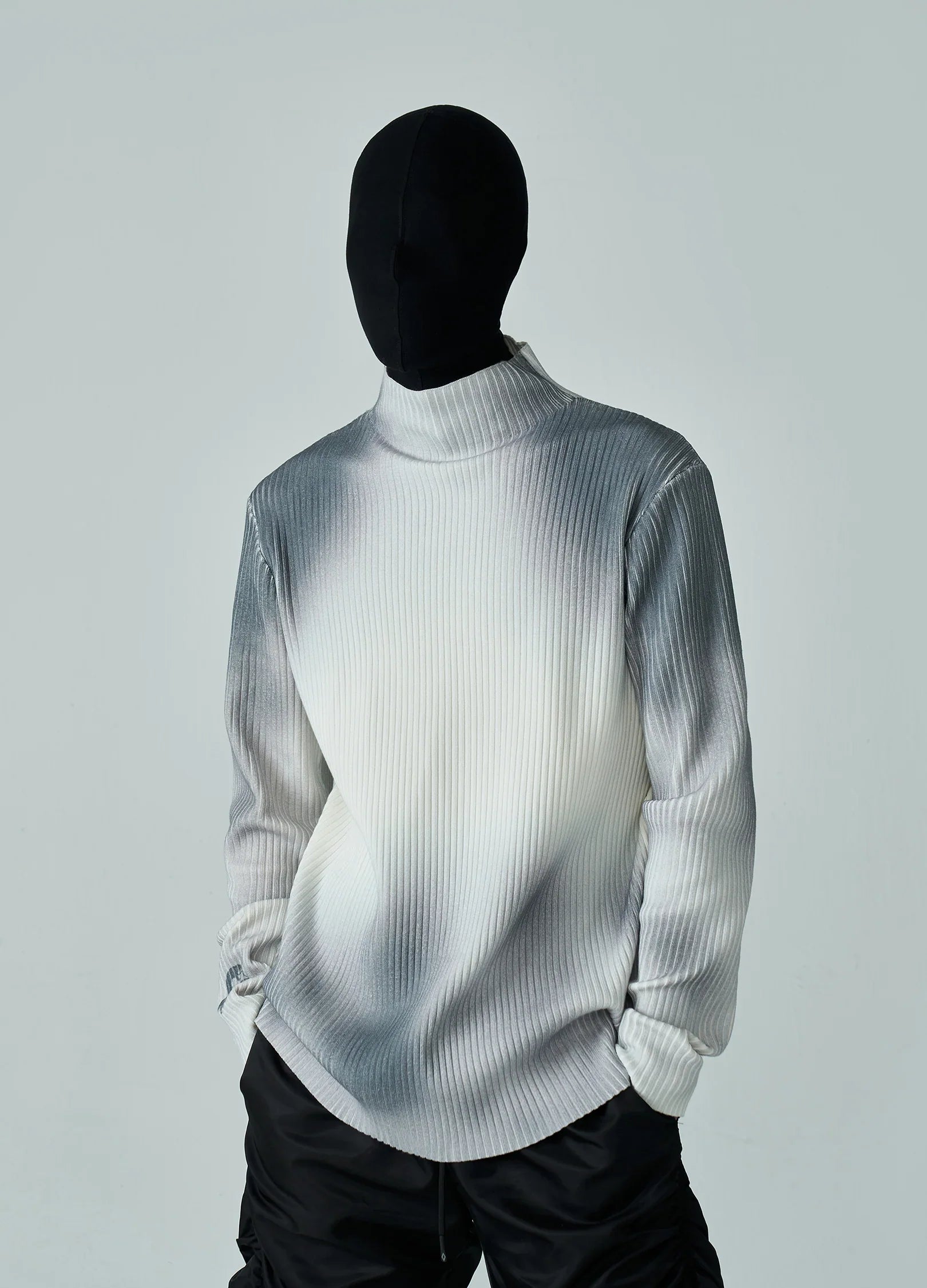 22FW Ashen Embrace Logo Knitted Sweater