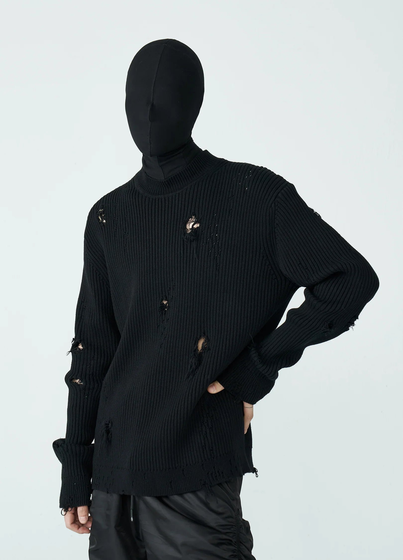 22FW Frayed Harmony Knit Sweater