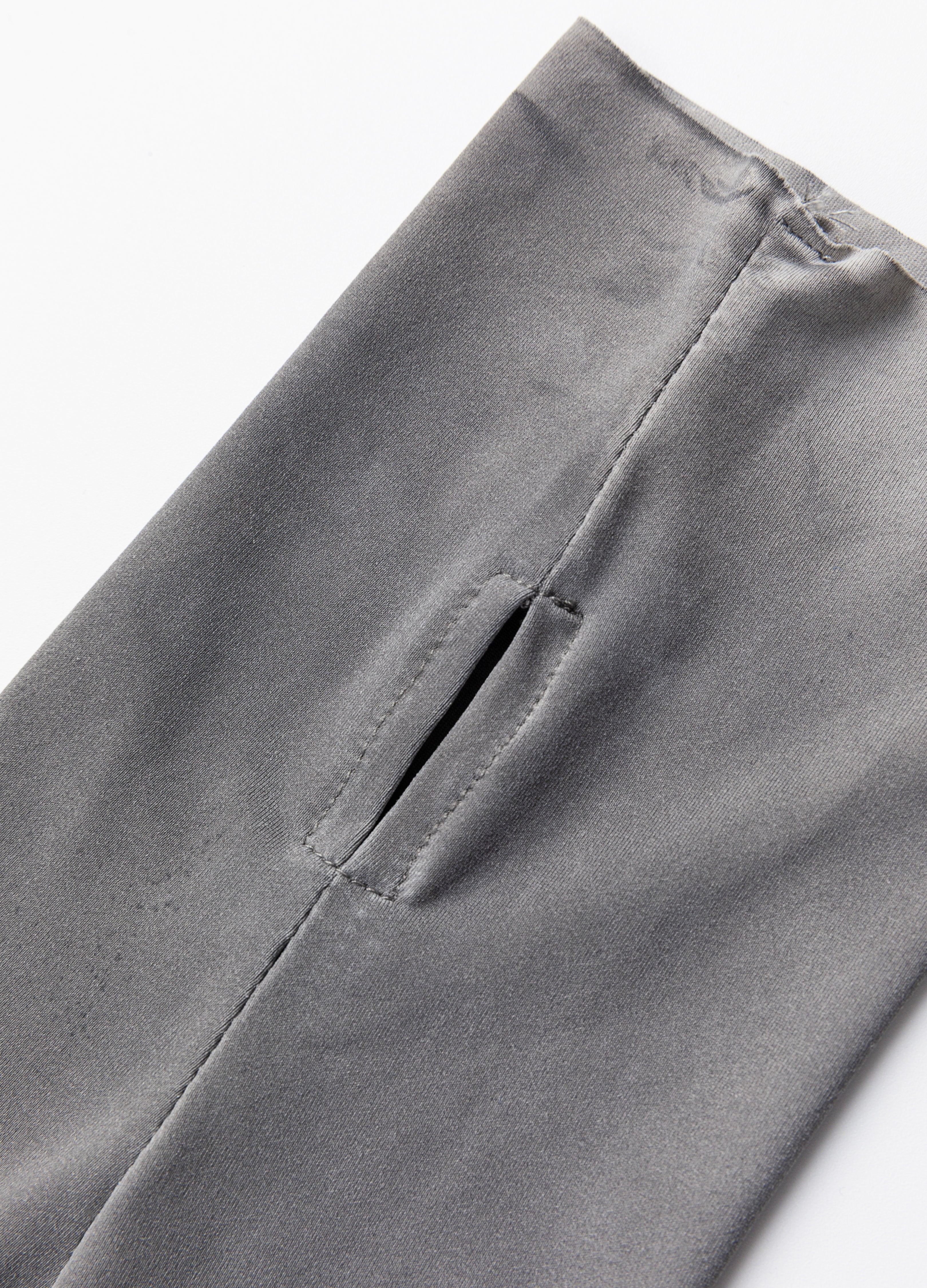 23FW Graphite Edge Slim High-Neck Tee