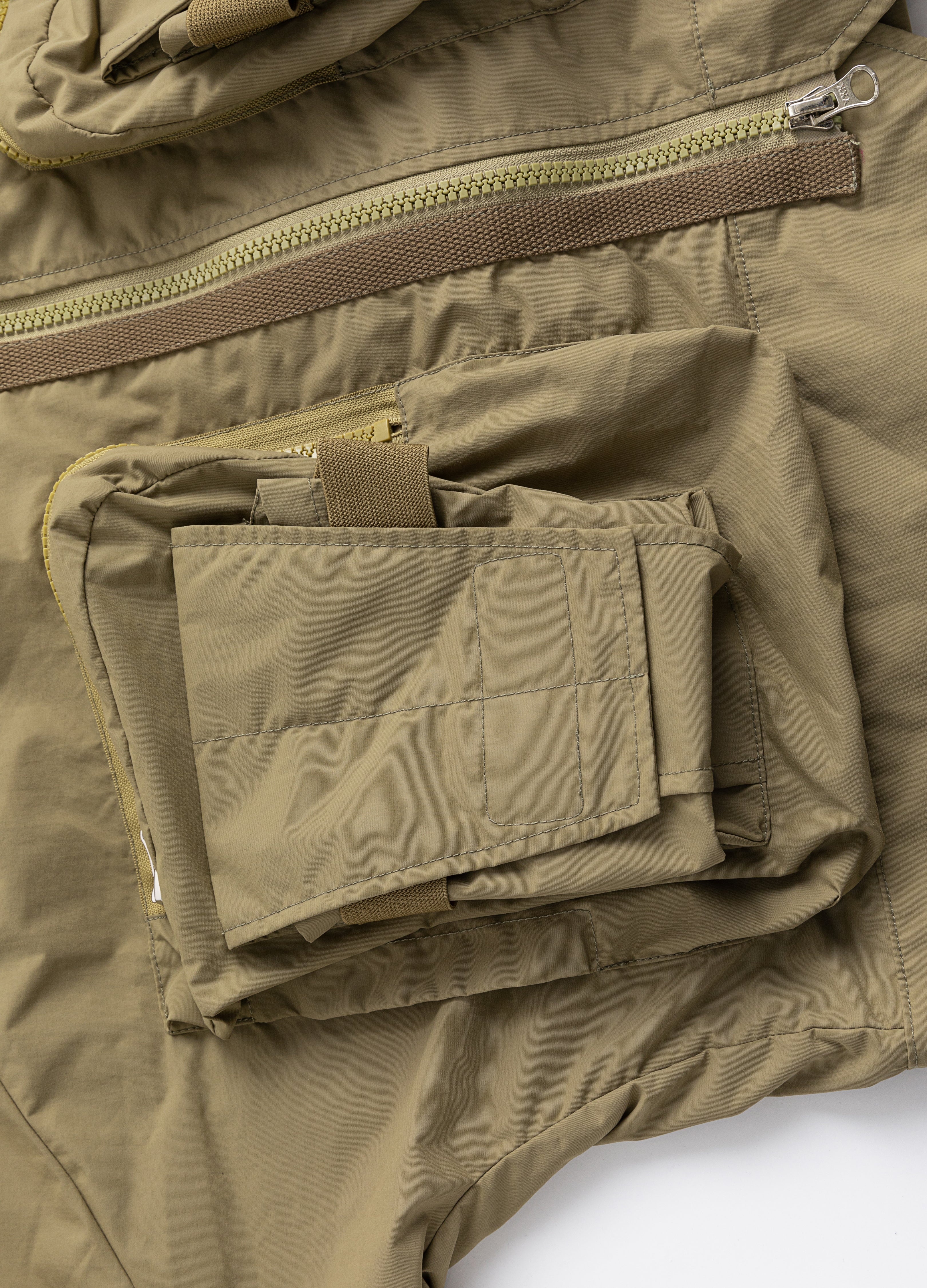 Wasteland Multi-Functional Hooded Windbreaker