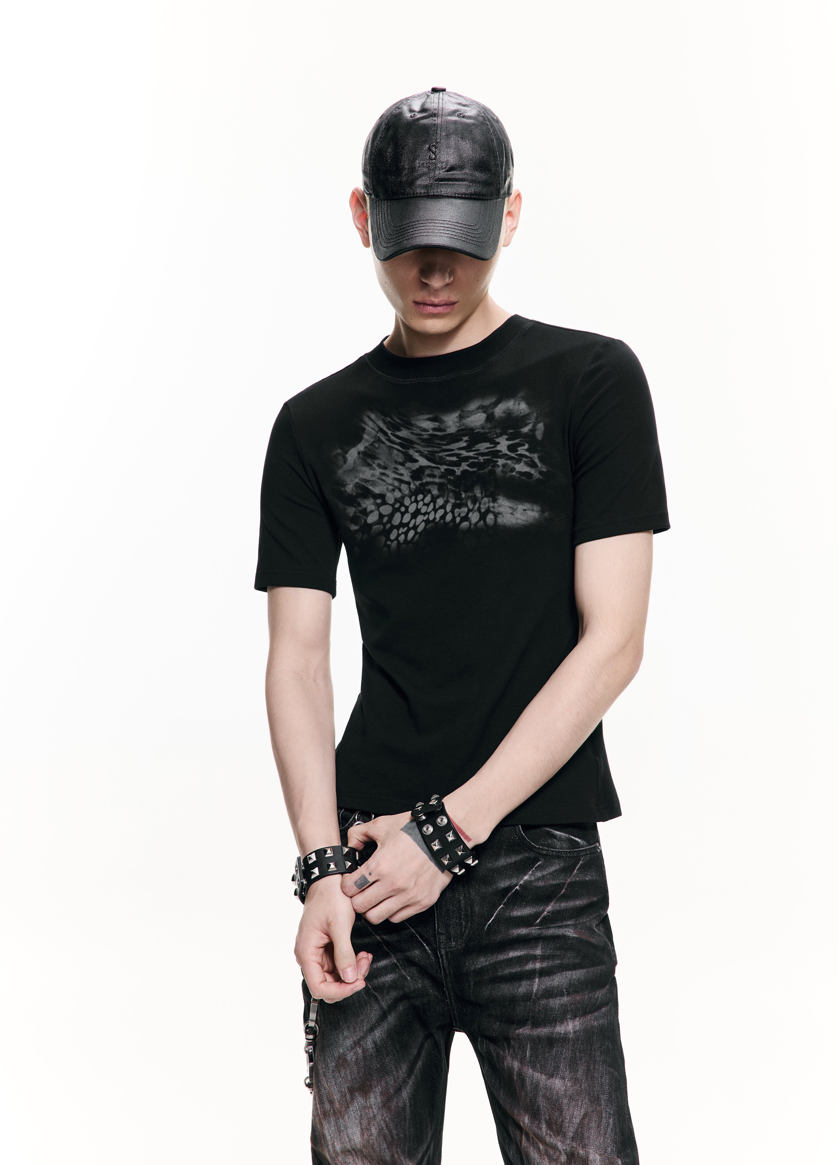 26SS REVELATION DARK FIT TEE
