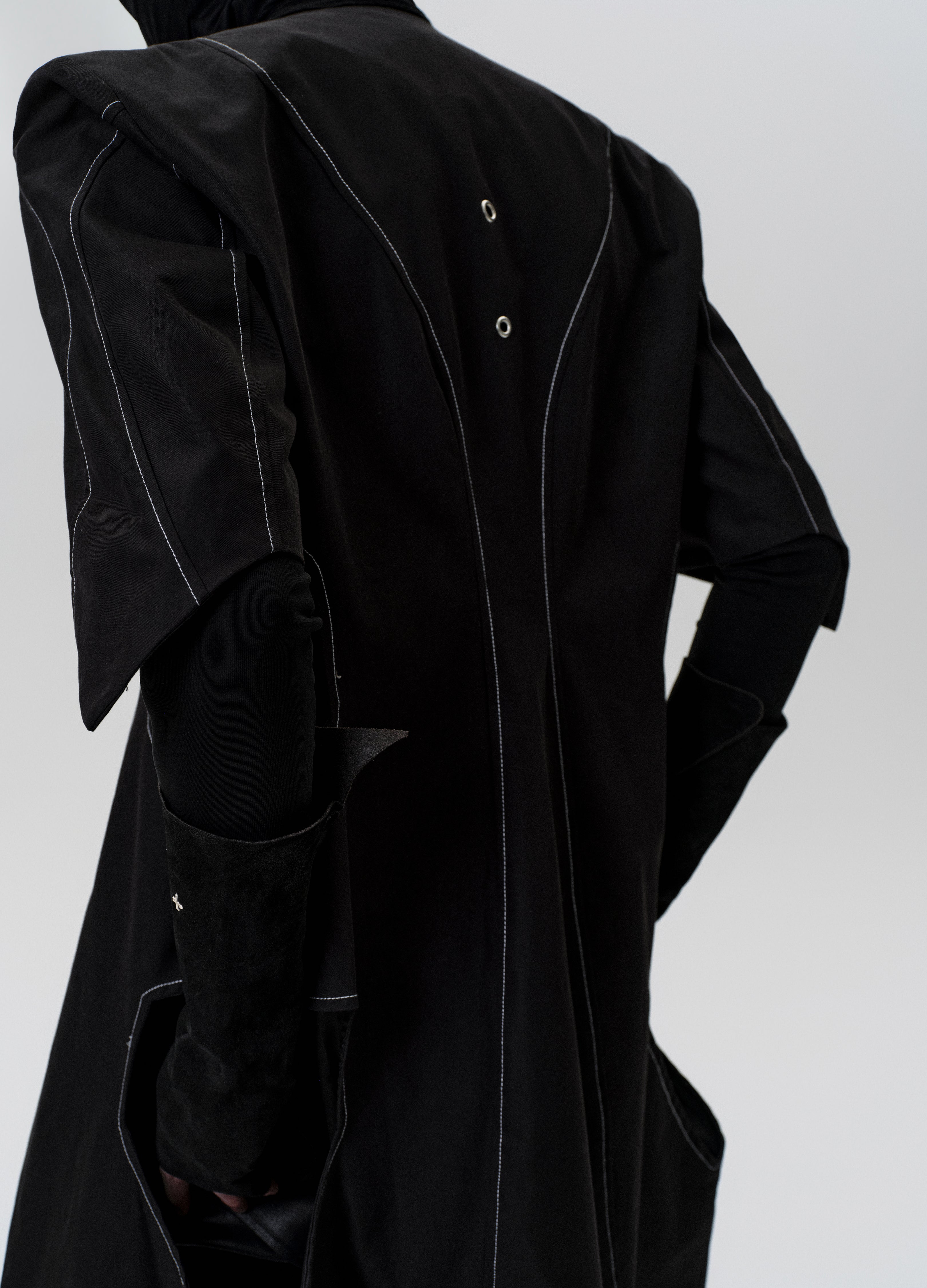 25SS DEFORMED CUT WINDBREAKER