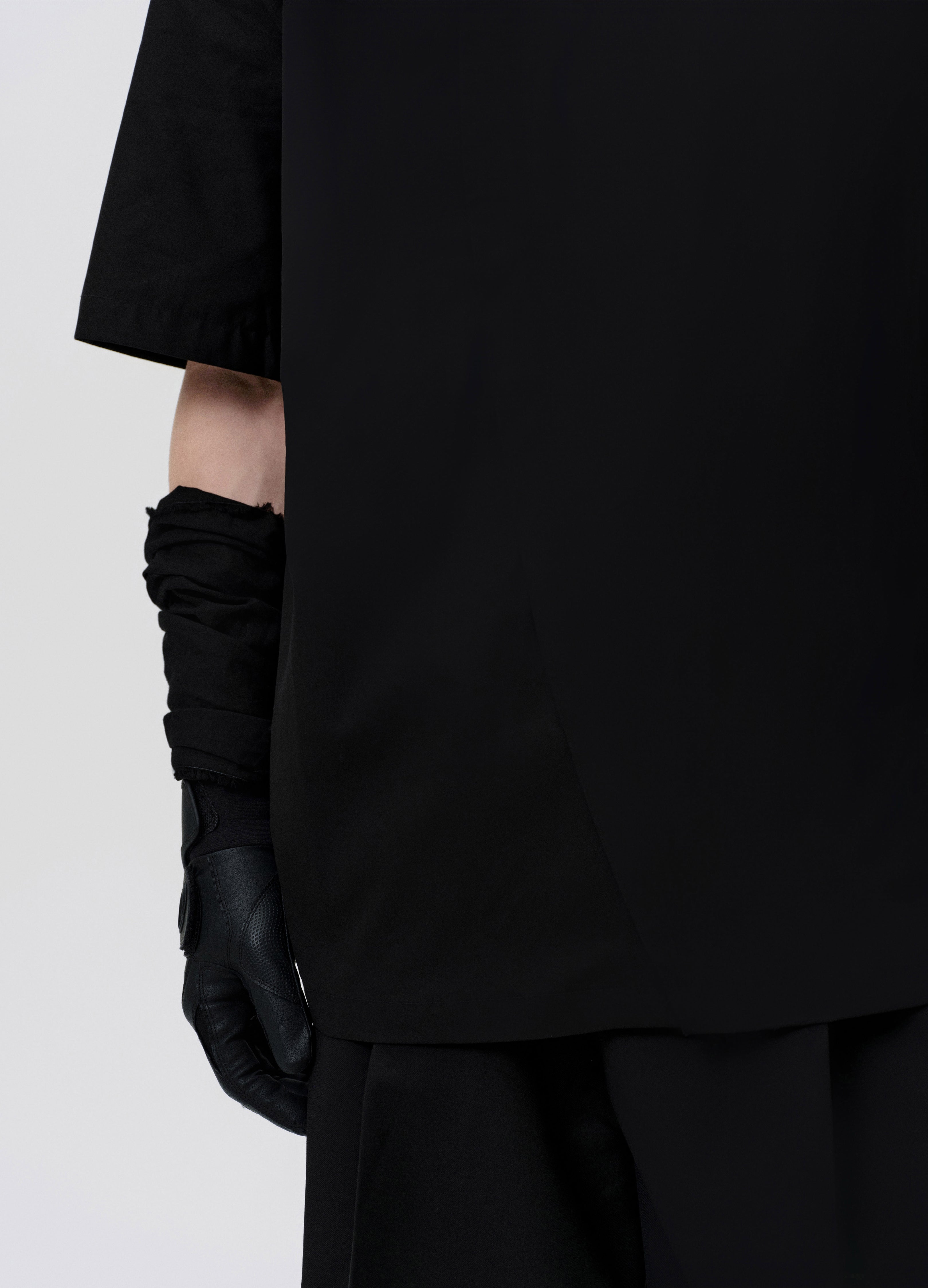 25SS ASYMMETRY CORE SHIELD SHIRT