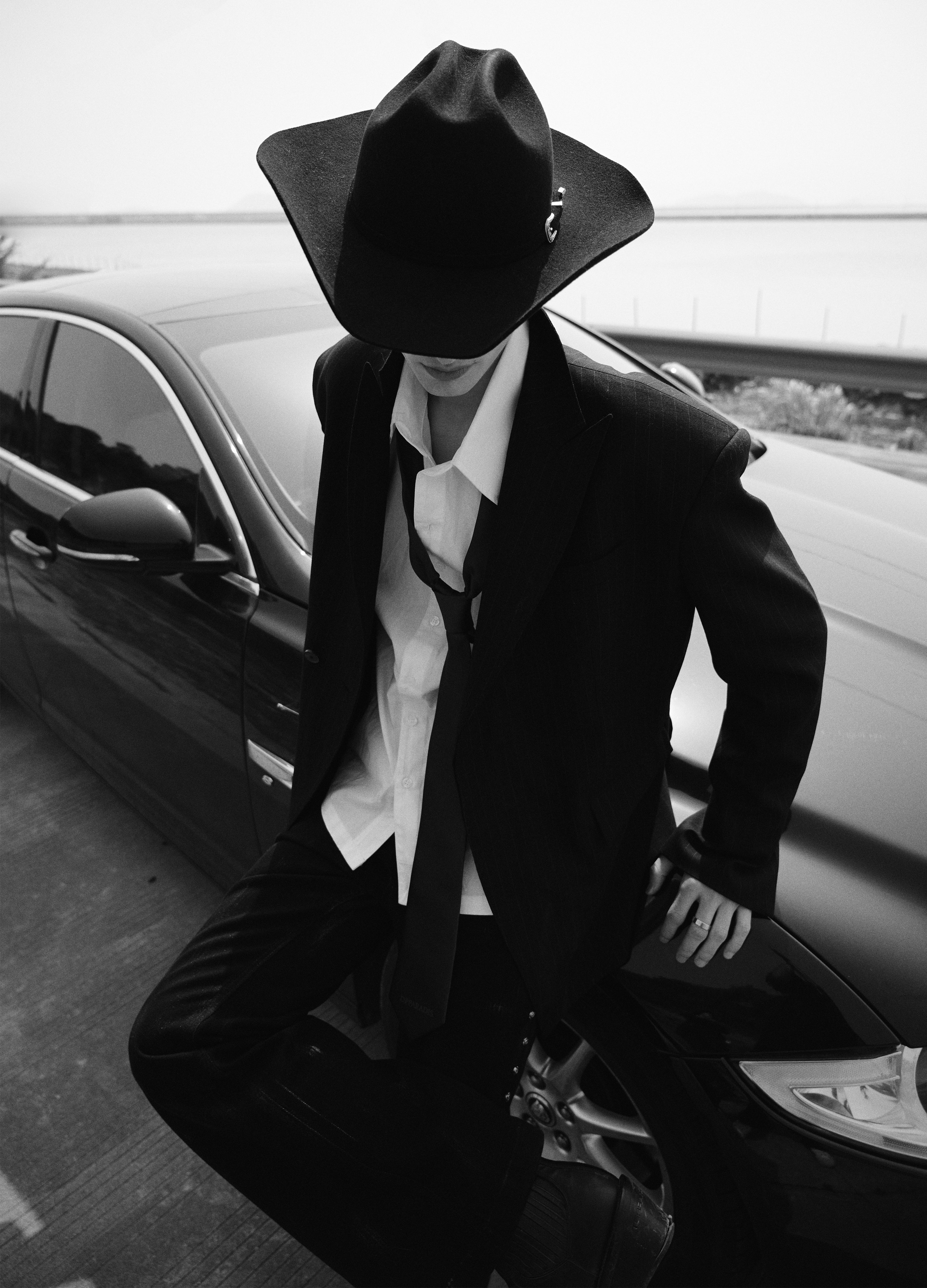 25SS BLADE STRIPE DECONSTRUCTED SUIT