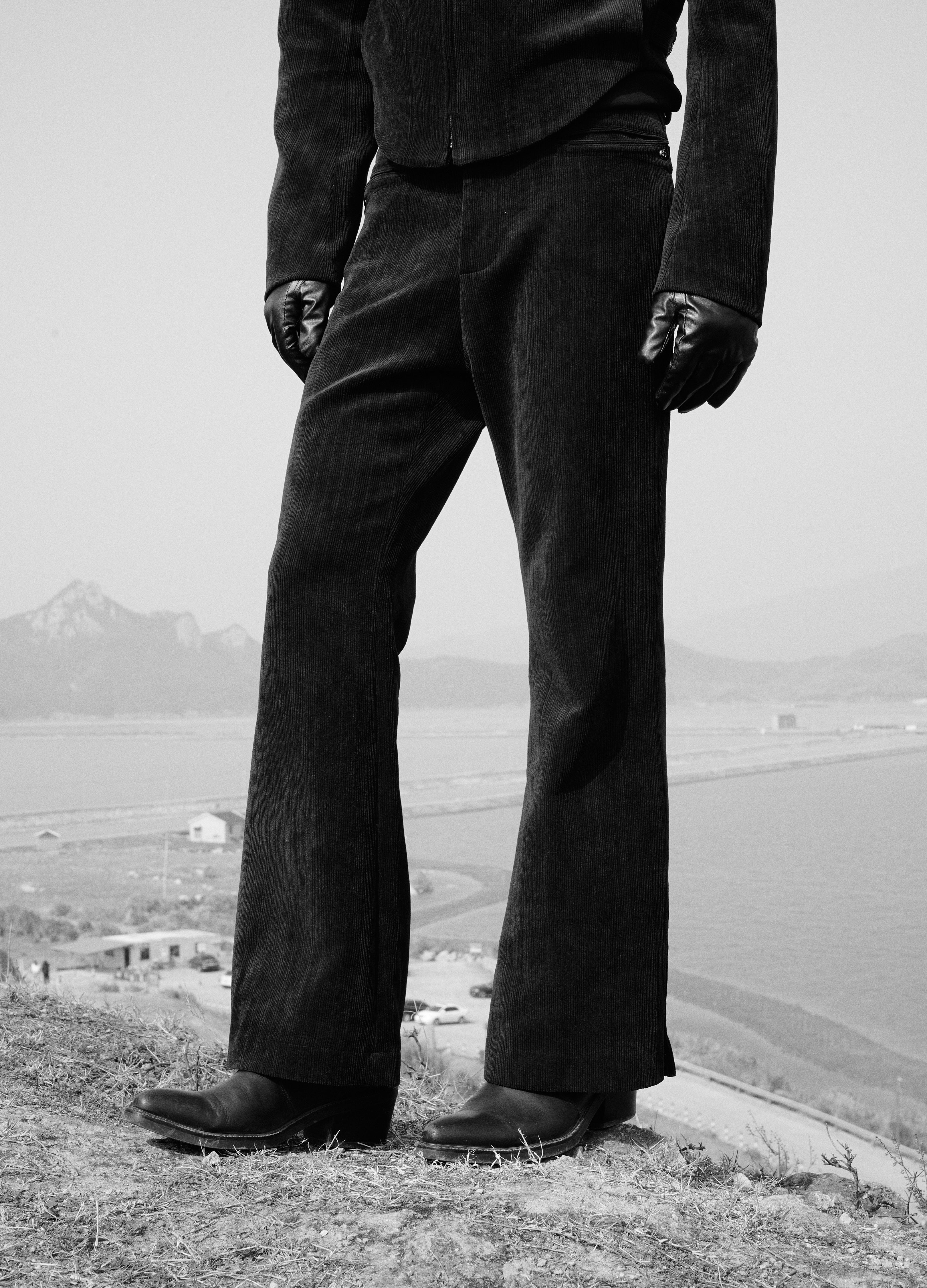 25SS DUSK ROSE CORDUROY FLARES