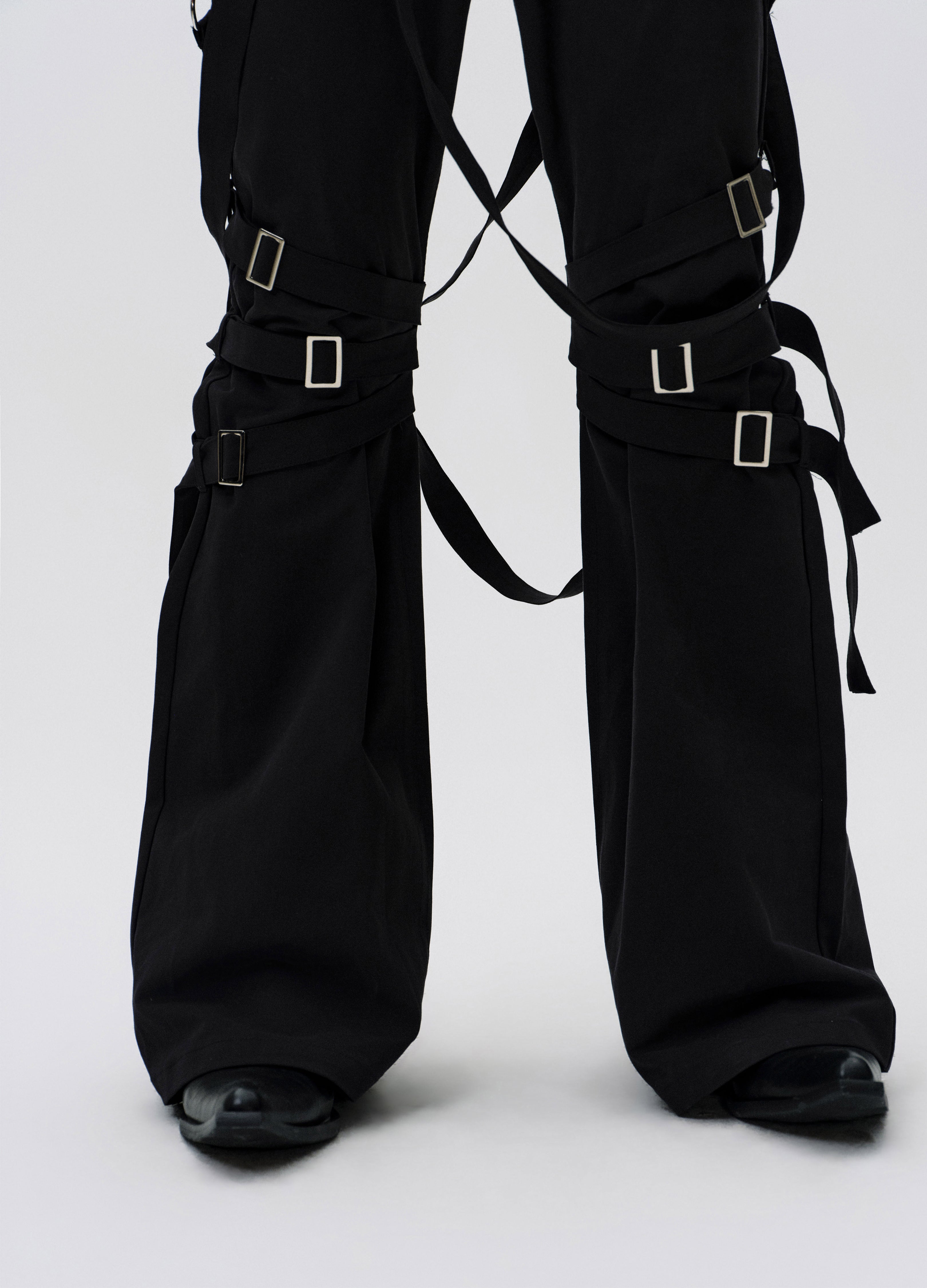25SS STRAP FUSED FLARE PANTS