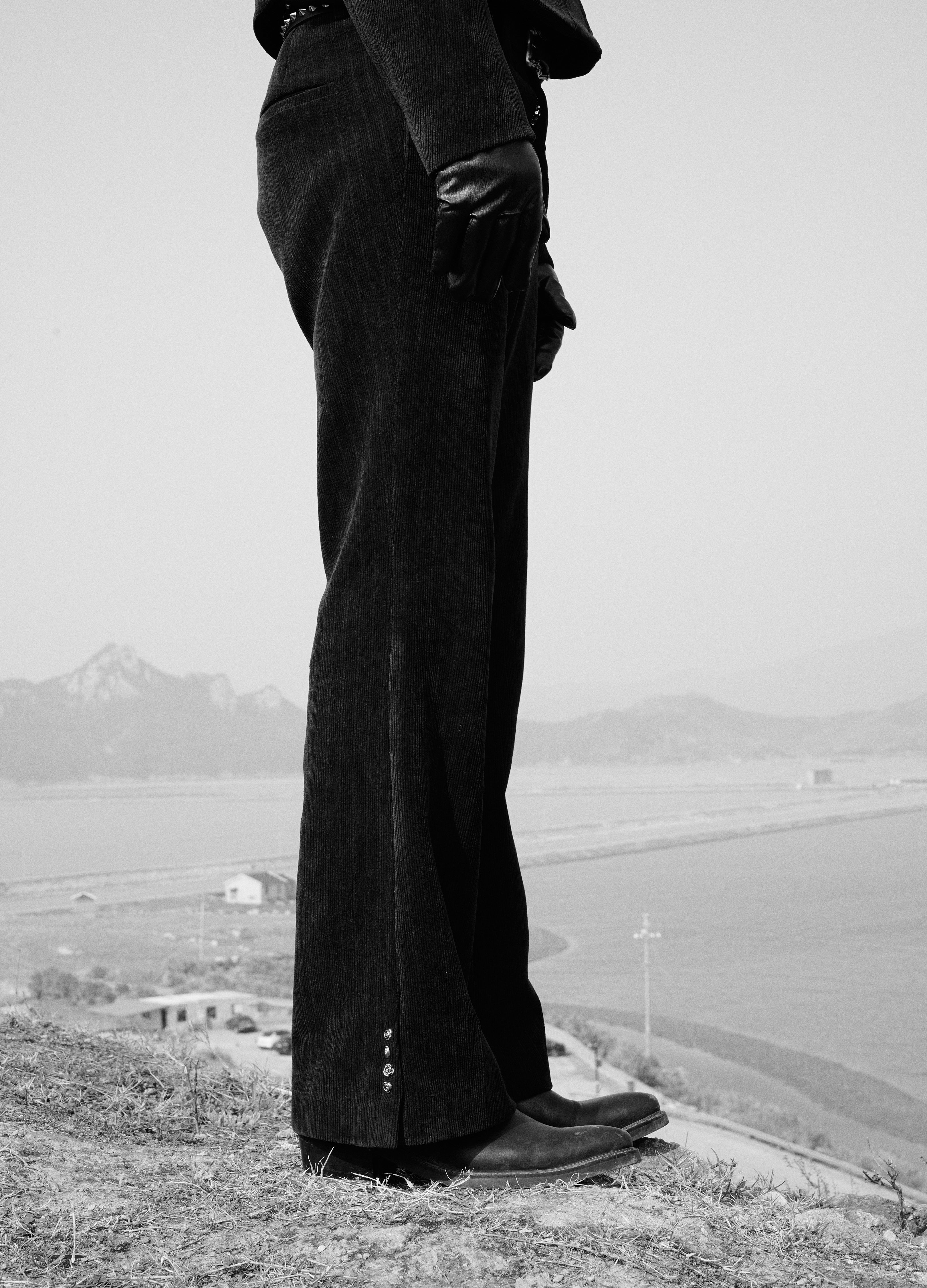 25SS DUSK ROSE CORDUROY FLARES