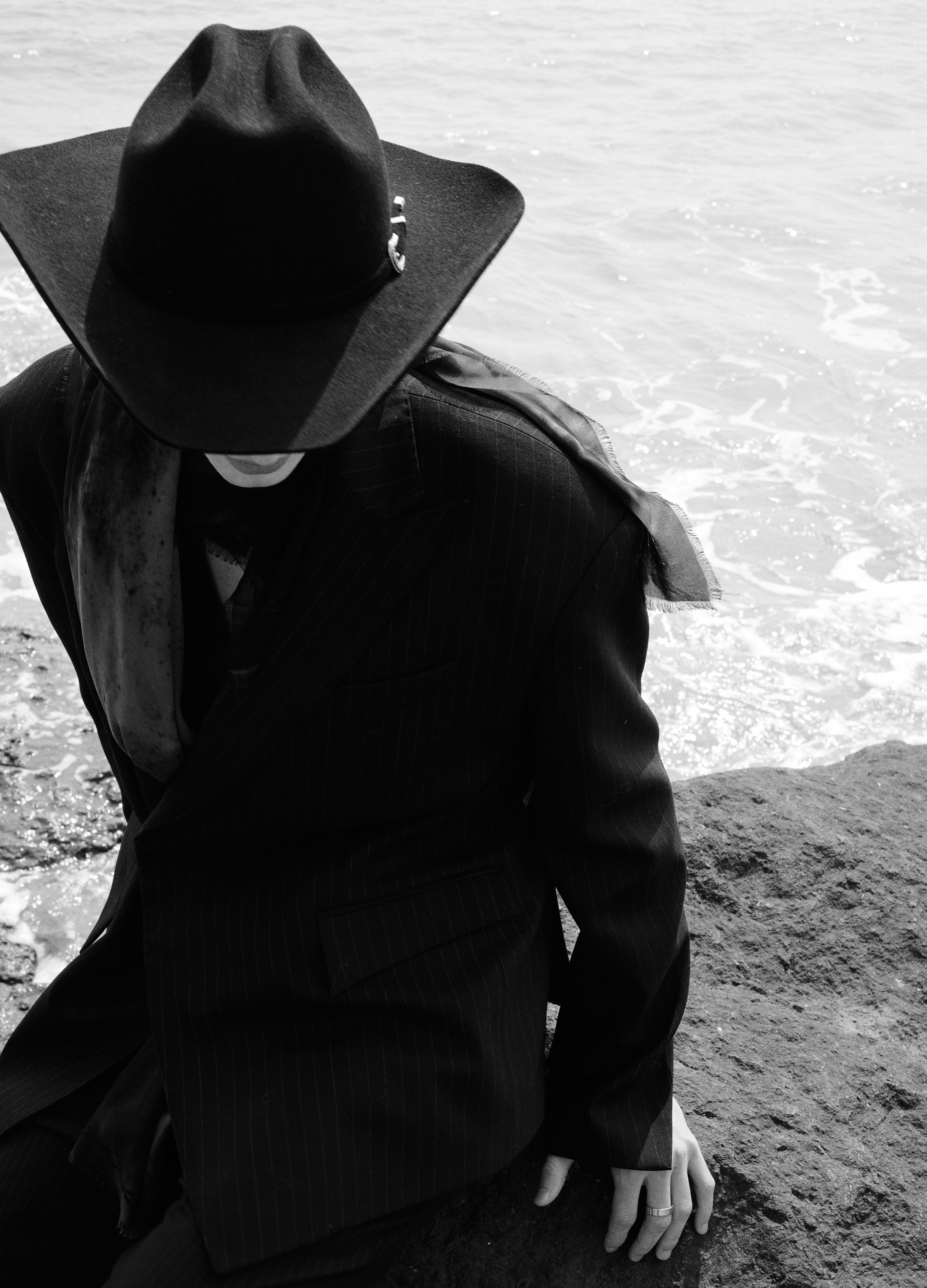 25SS BLADE STRIPE DECONSTRUCTED SUIT