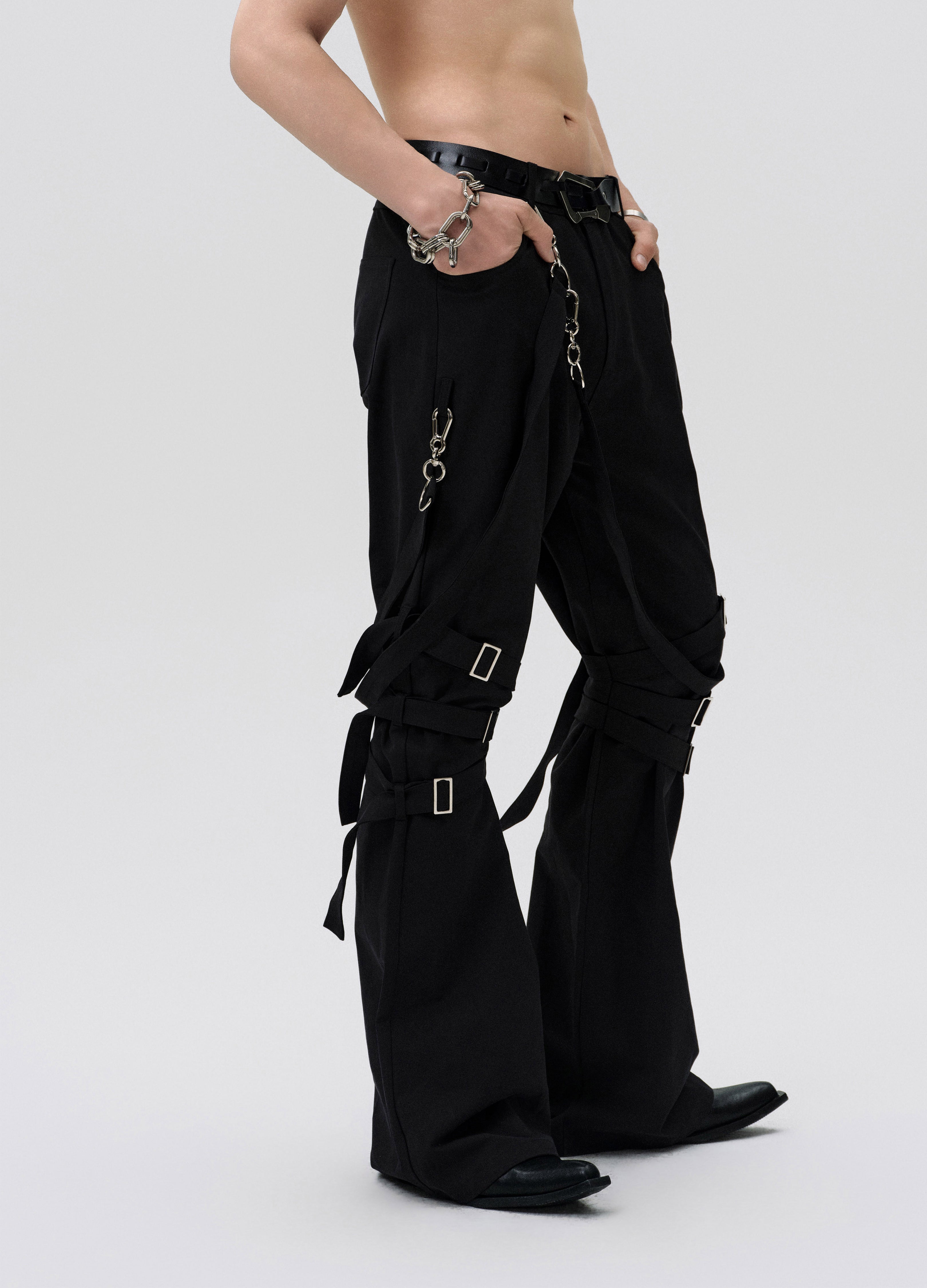 25SS STRAP FUSED FLARE PANTS