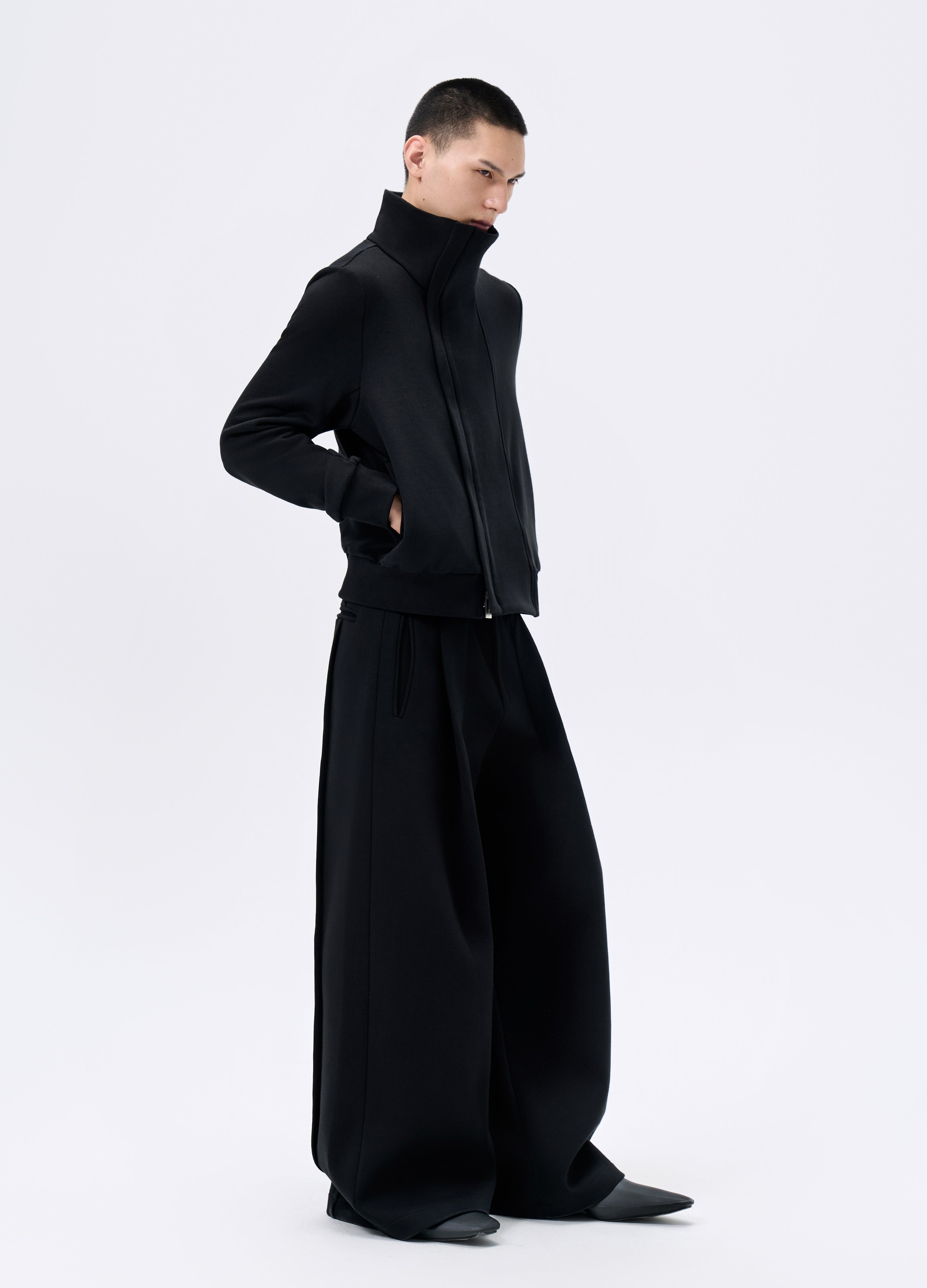 25FW BLACK ZIP CROPPED JACKET