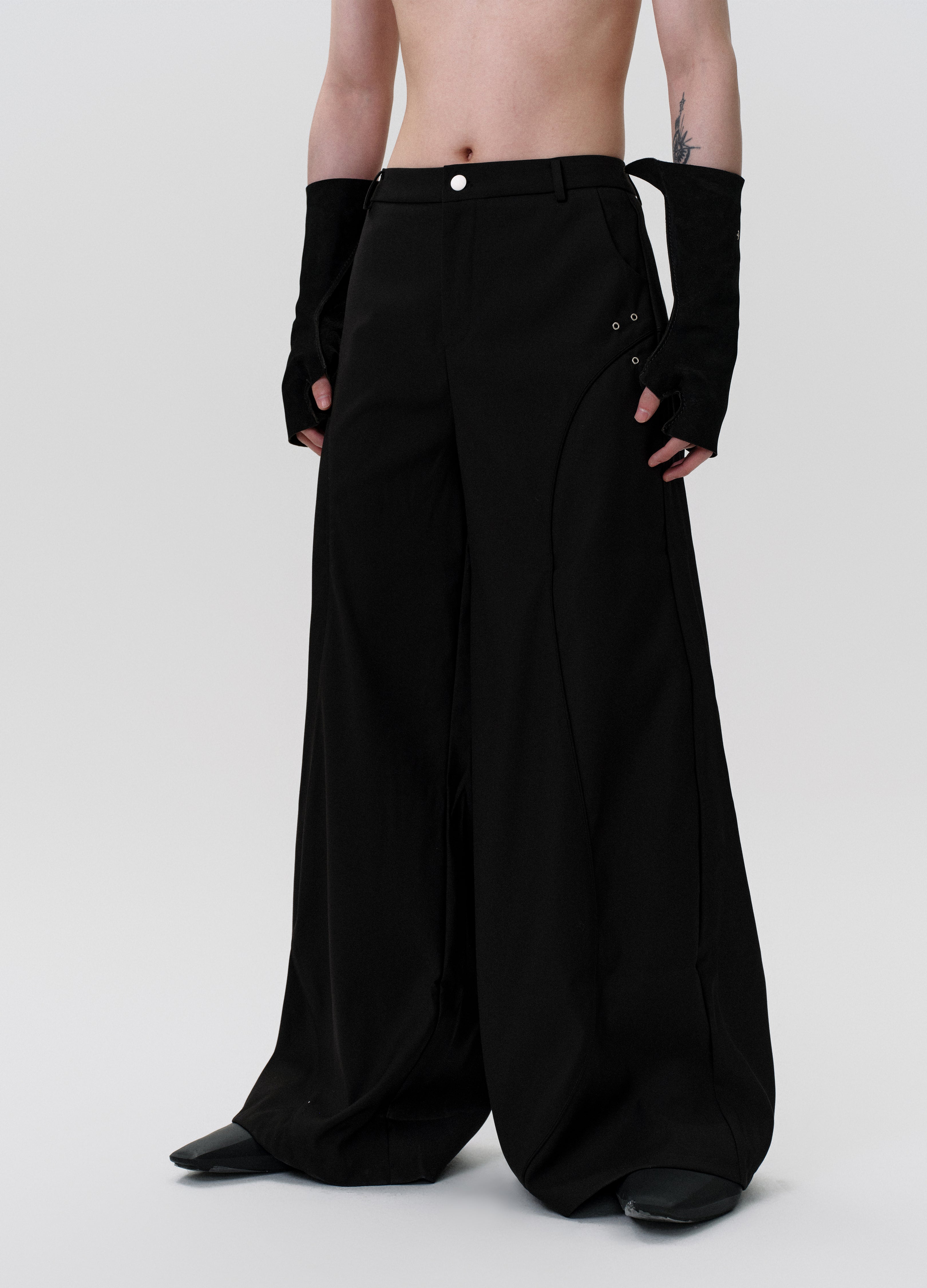 25SS EYELET STITCH WIDE PANTS