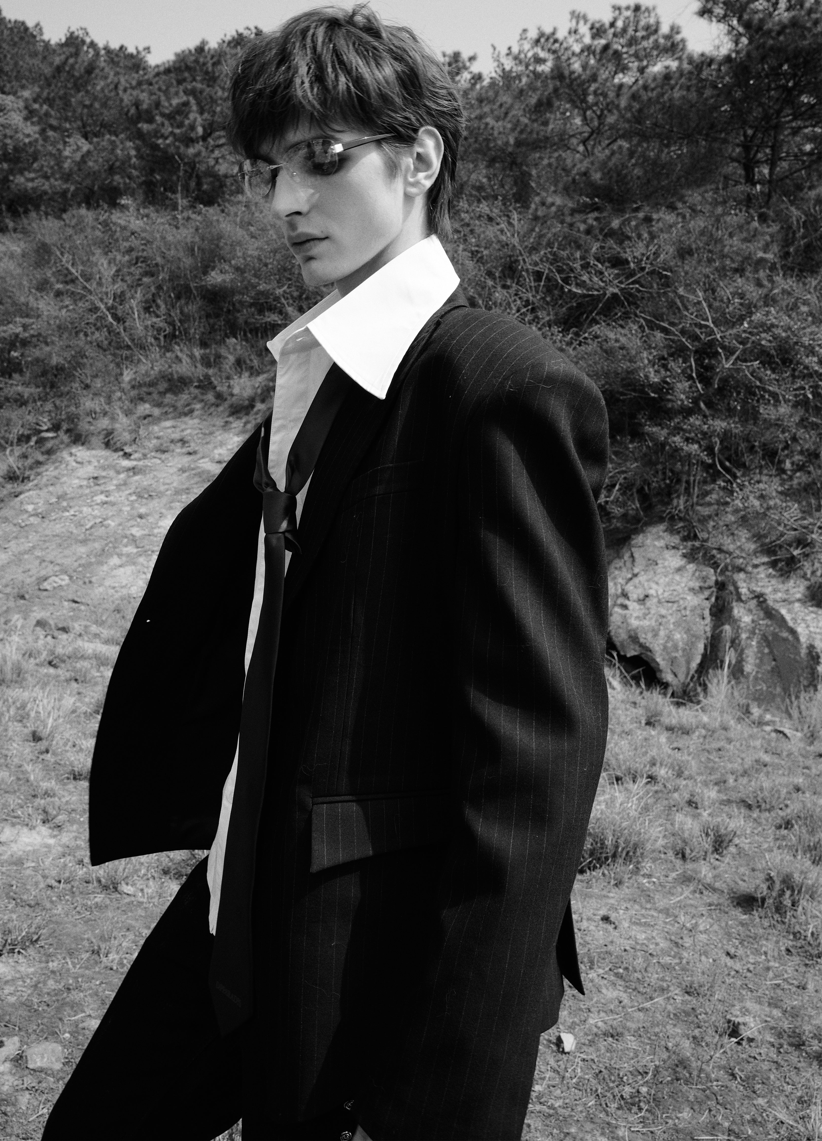 25SS ROSE EMBROIDERY TENCEL SHIRT