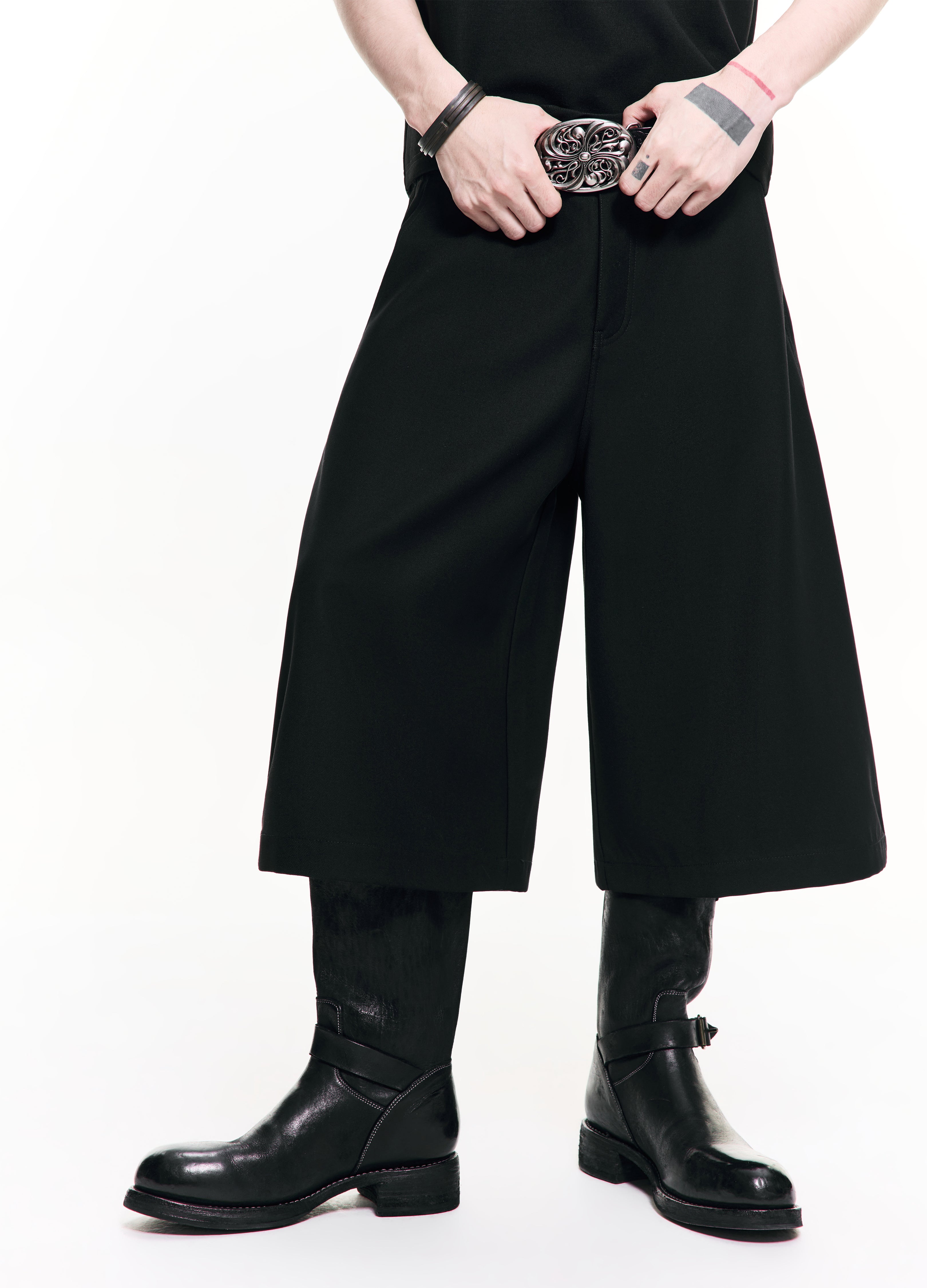 26SS REVELATION DARK FIT TEE
