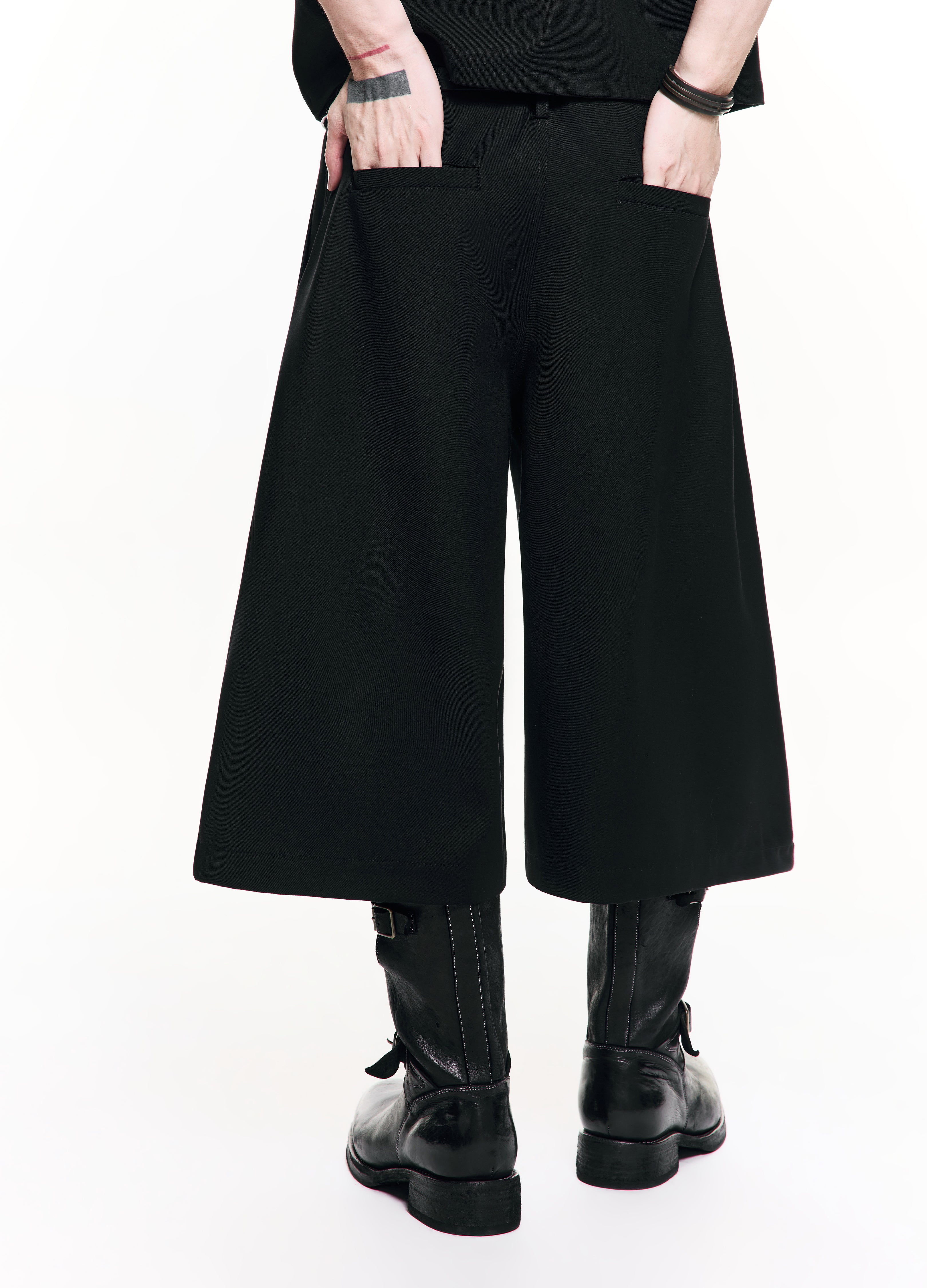 26SS REVELATION DARK FIT TEE