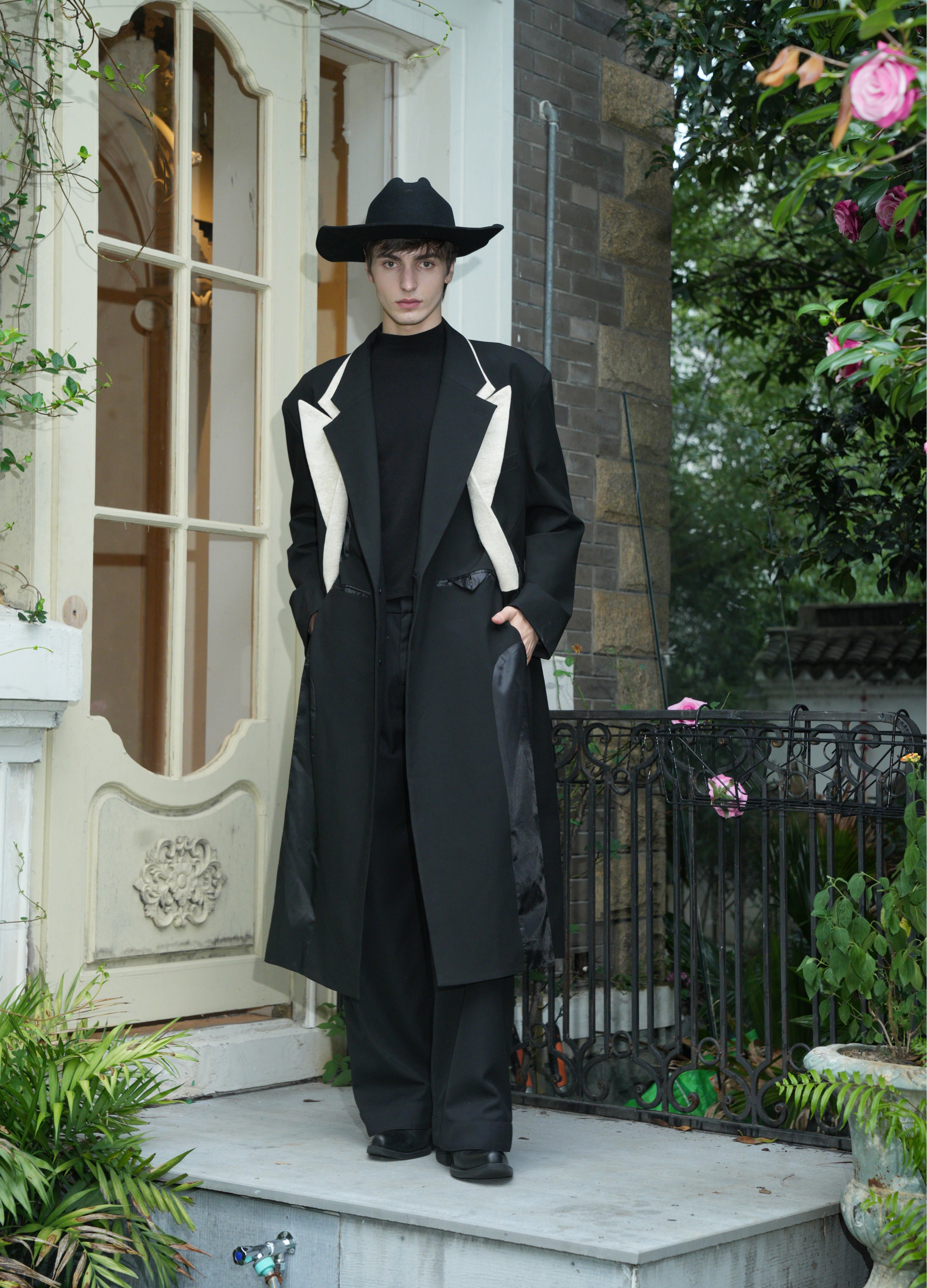 NIGHT CROWN DOUBLE-LAYER COAT
