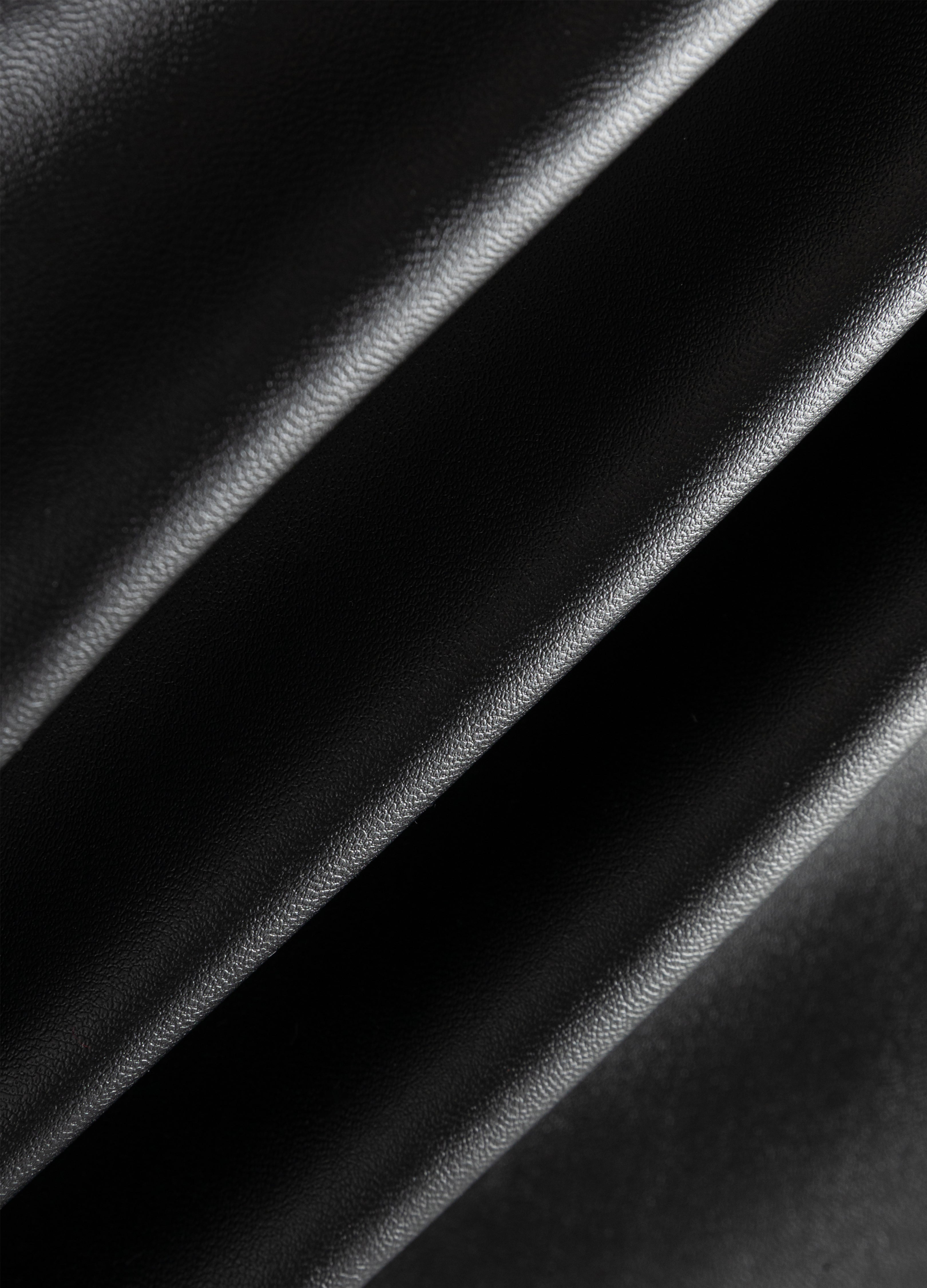 25FW HIGH-COLLAR LEATHER PUFFER