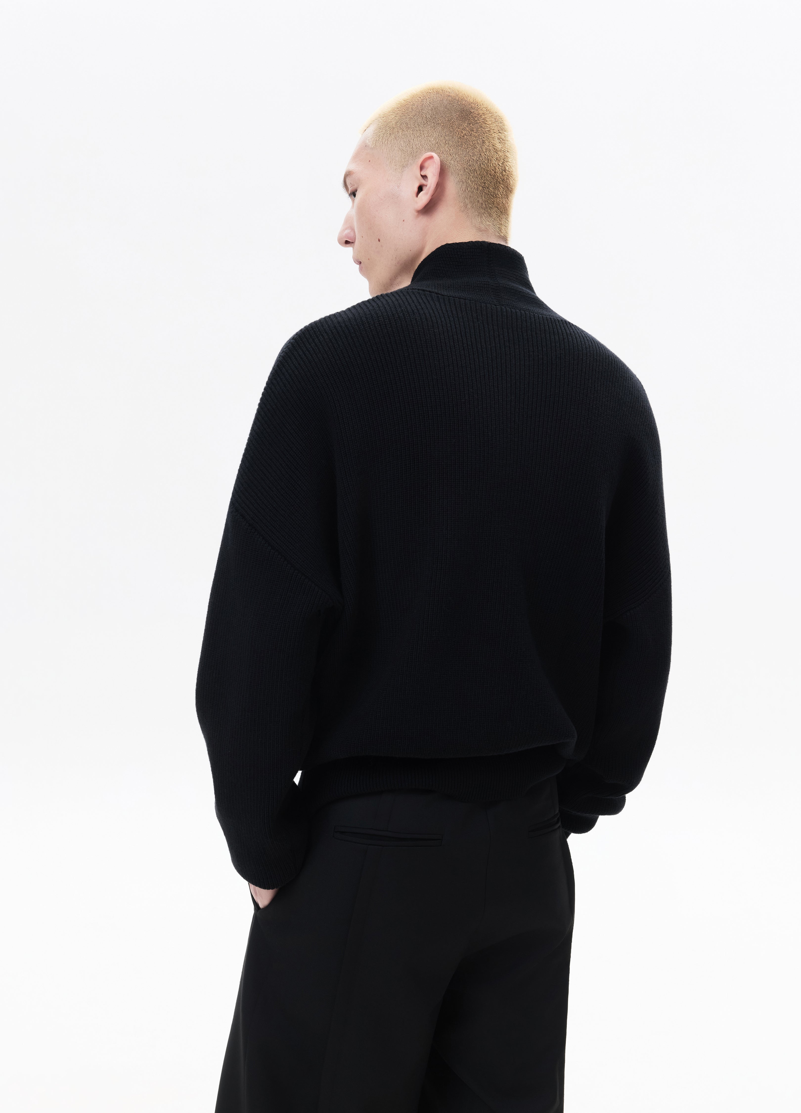 26SS CROSS TIE KNIT SWEATER