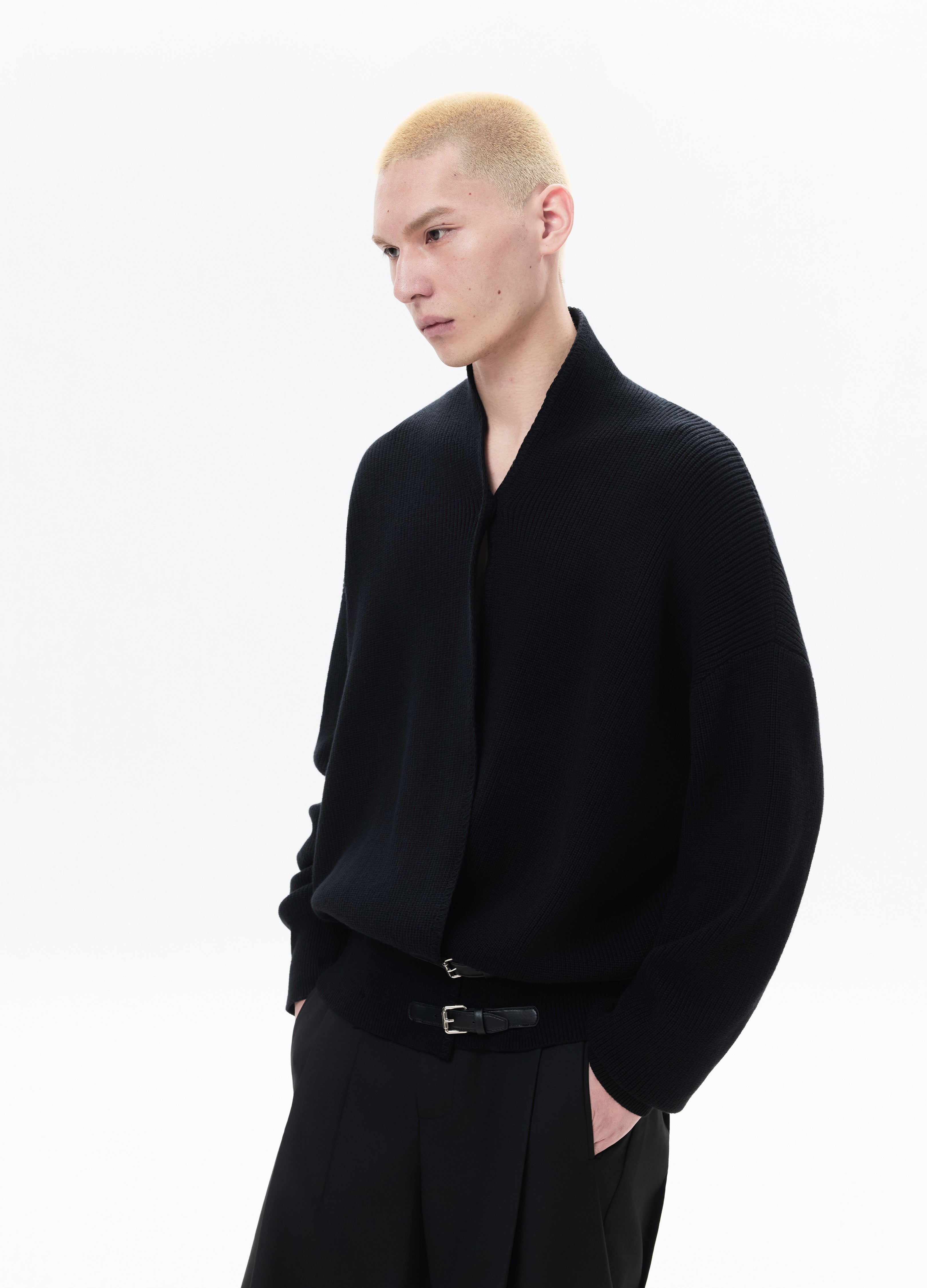 26SS CROSS TIE KNIT SWEATER