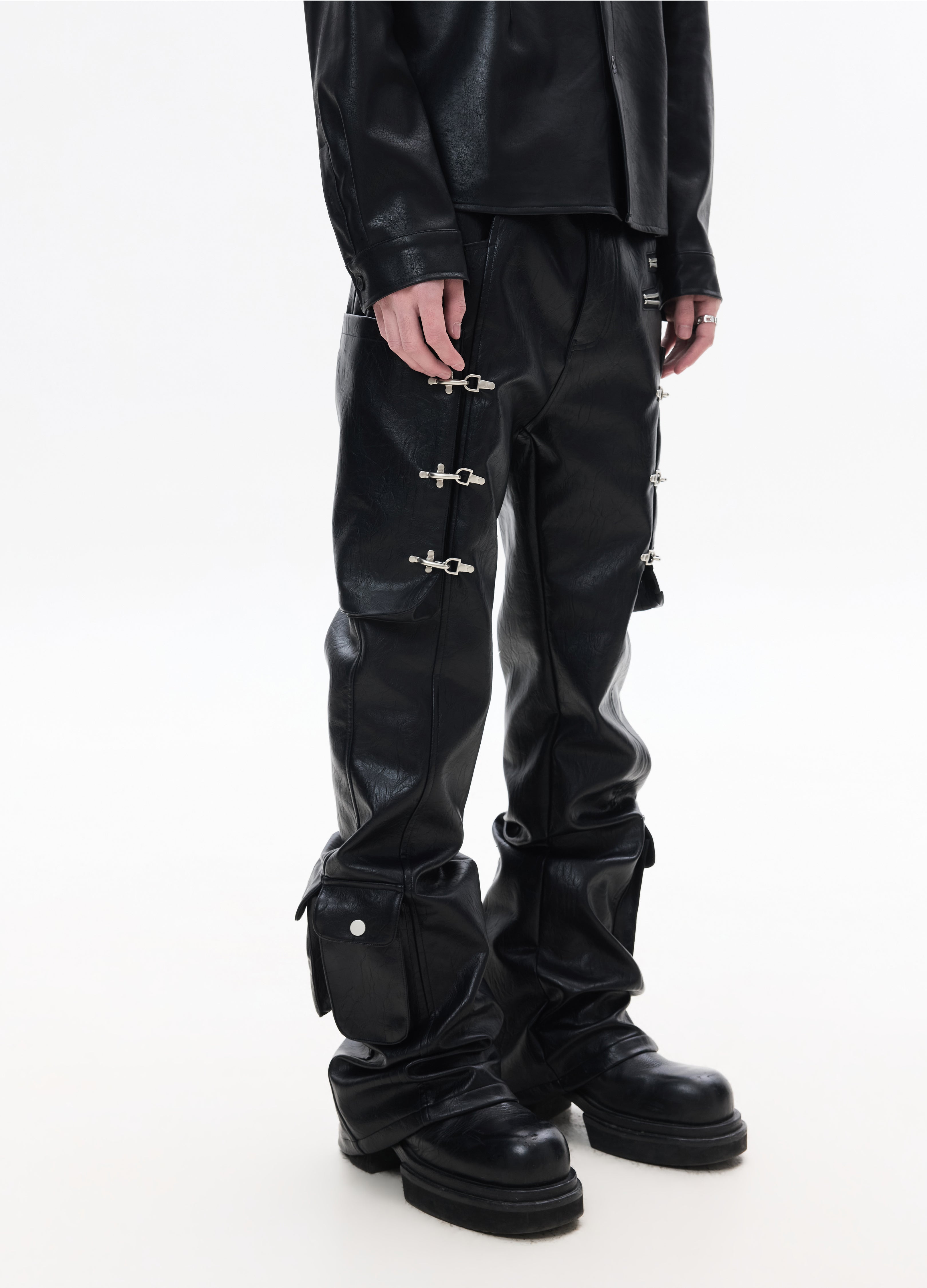 26SS BULLET FLARE LEATHER PANTS