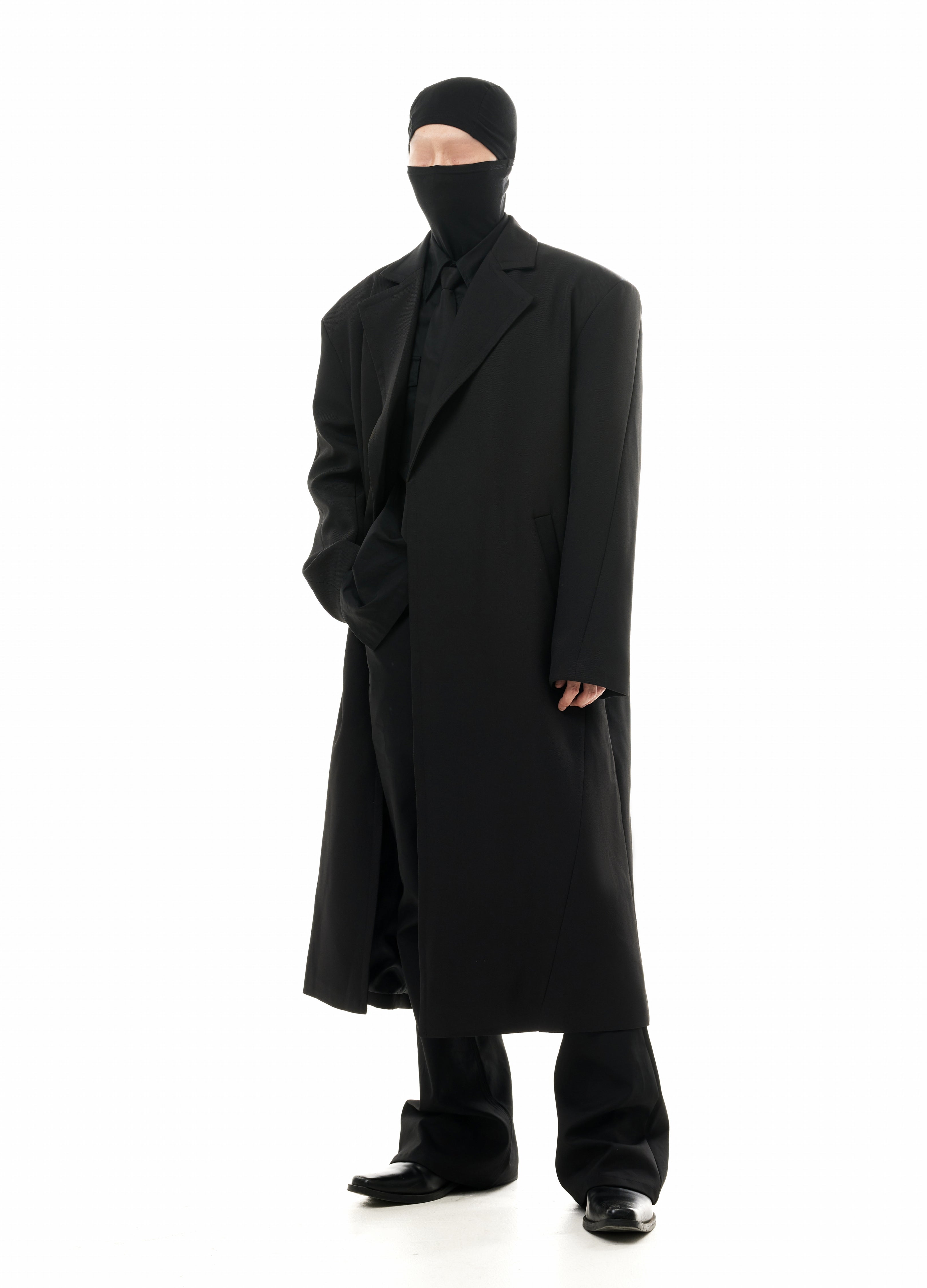 WAYNE BUTTONLESS COAT