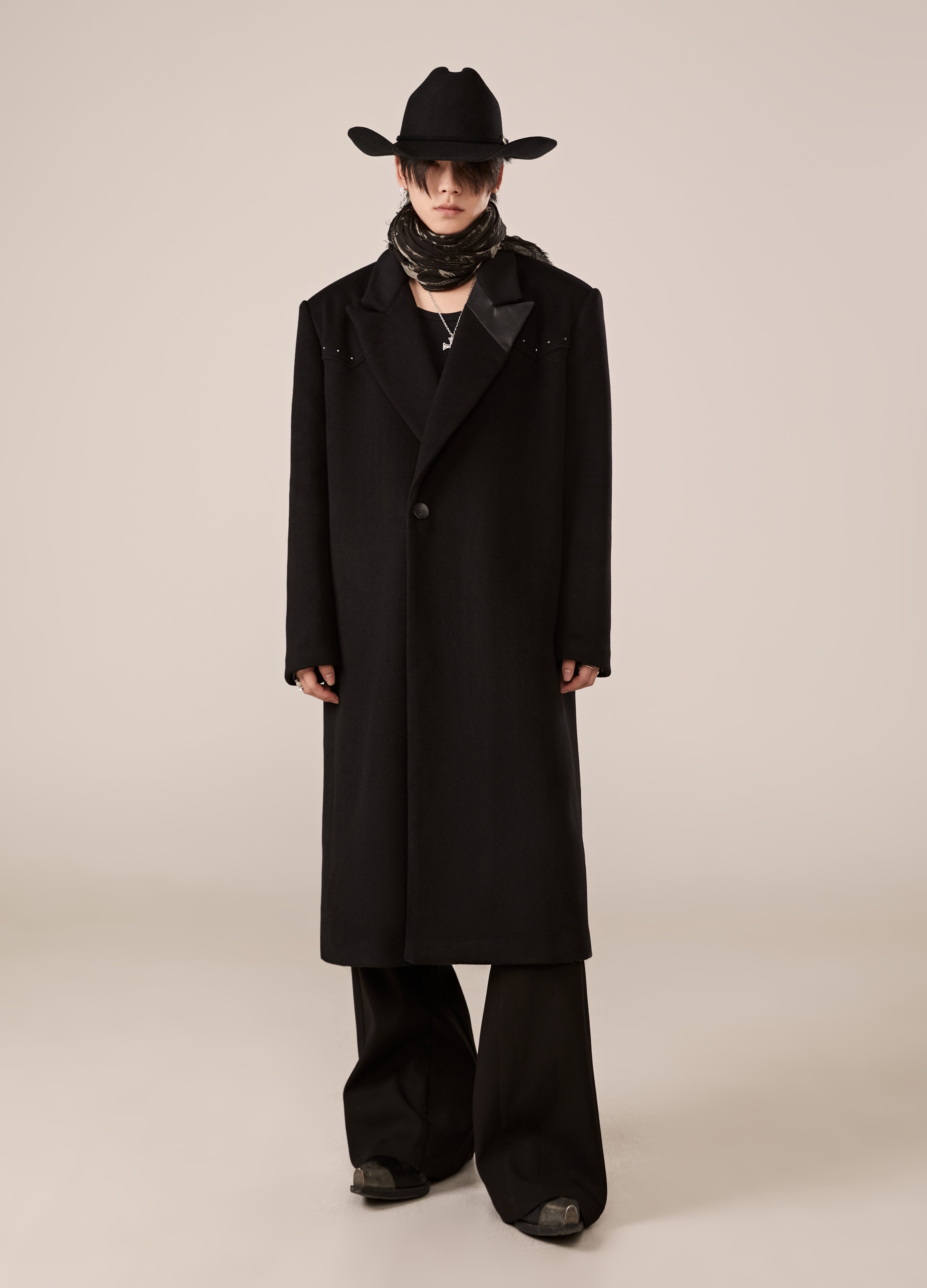 DP PARADIS 23AW "VAMPIRE" Double-Sided Rivet Coat
