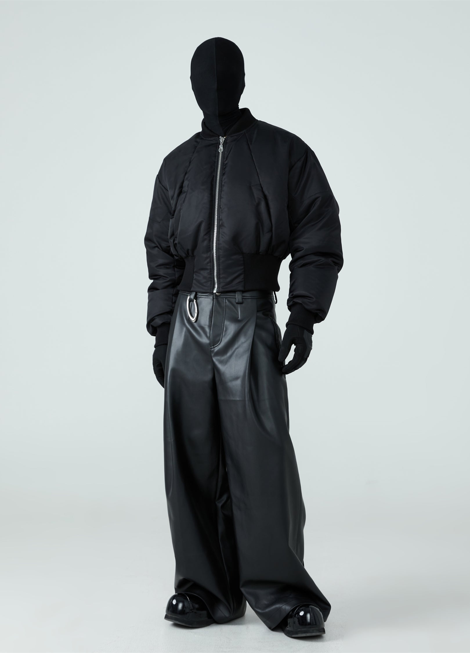 23FW Sleek Waisted Down Jacket