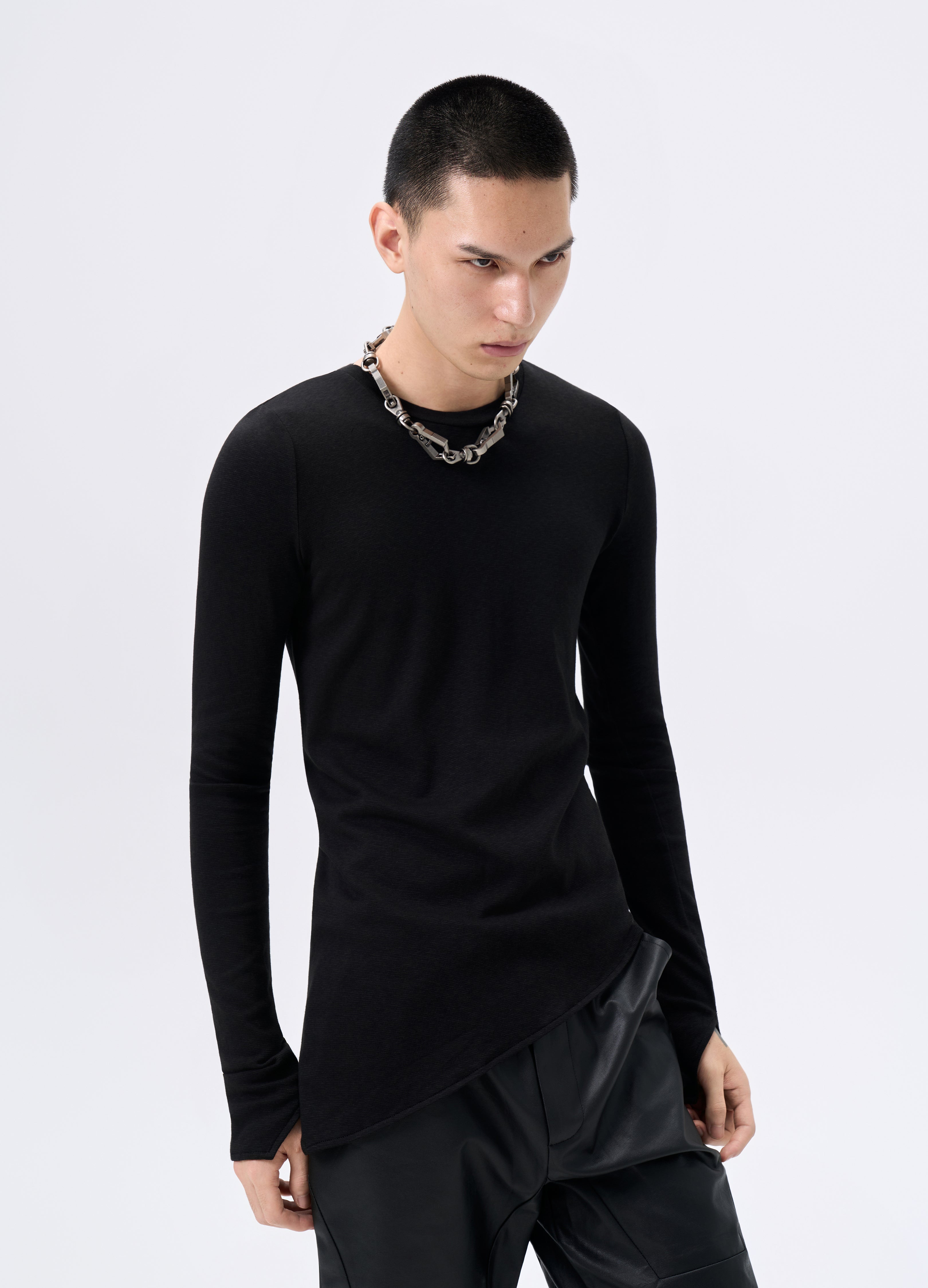 25FW ASYMMETRIC CUT BASE TEE