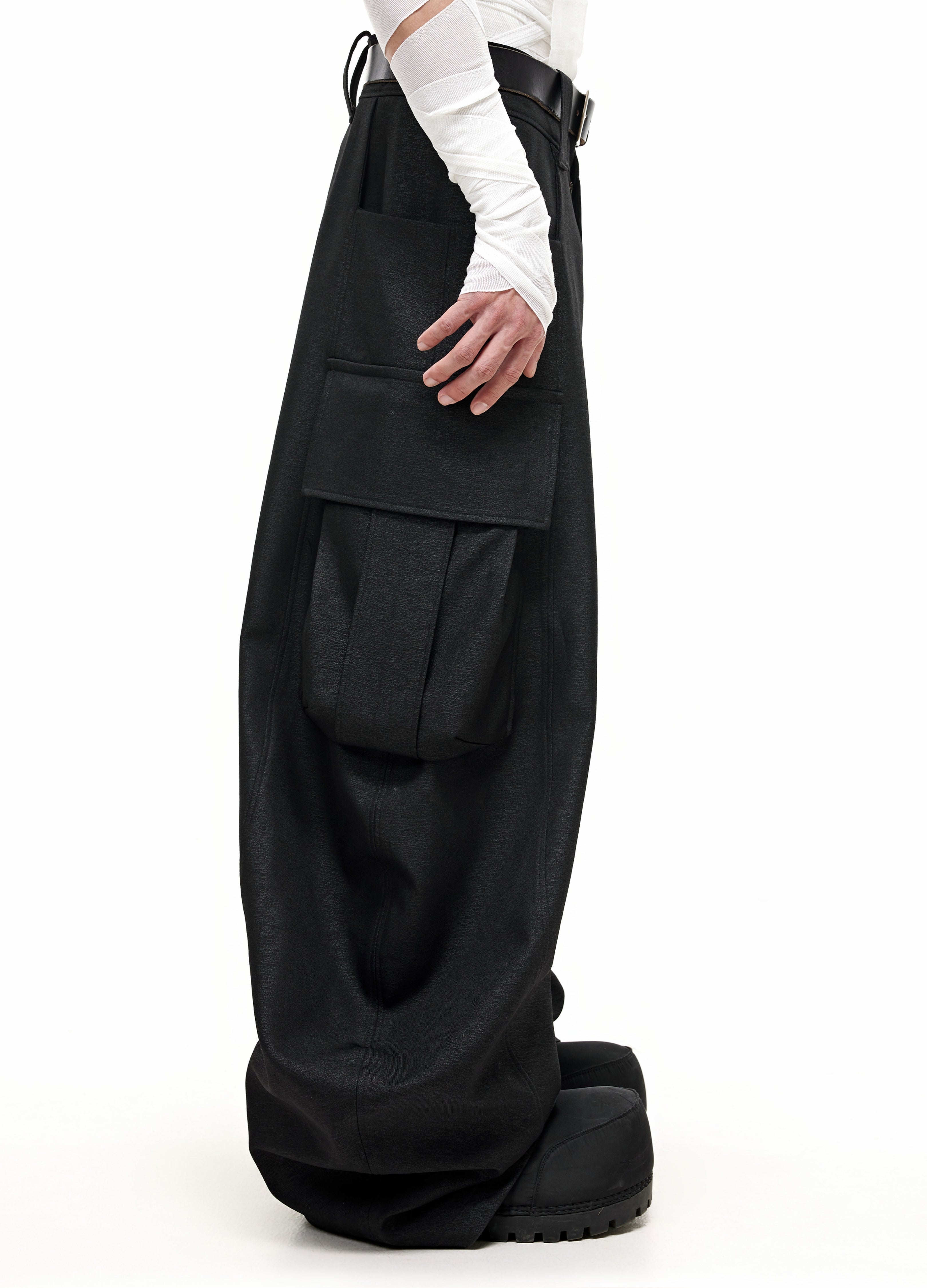 BLADE CUT WIDE CARGOS