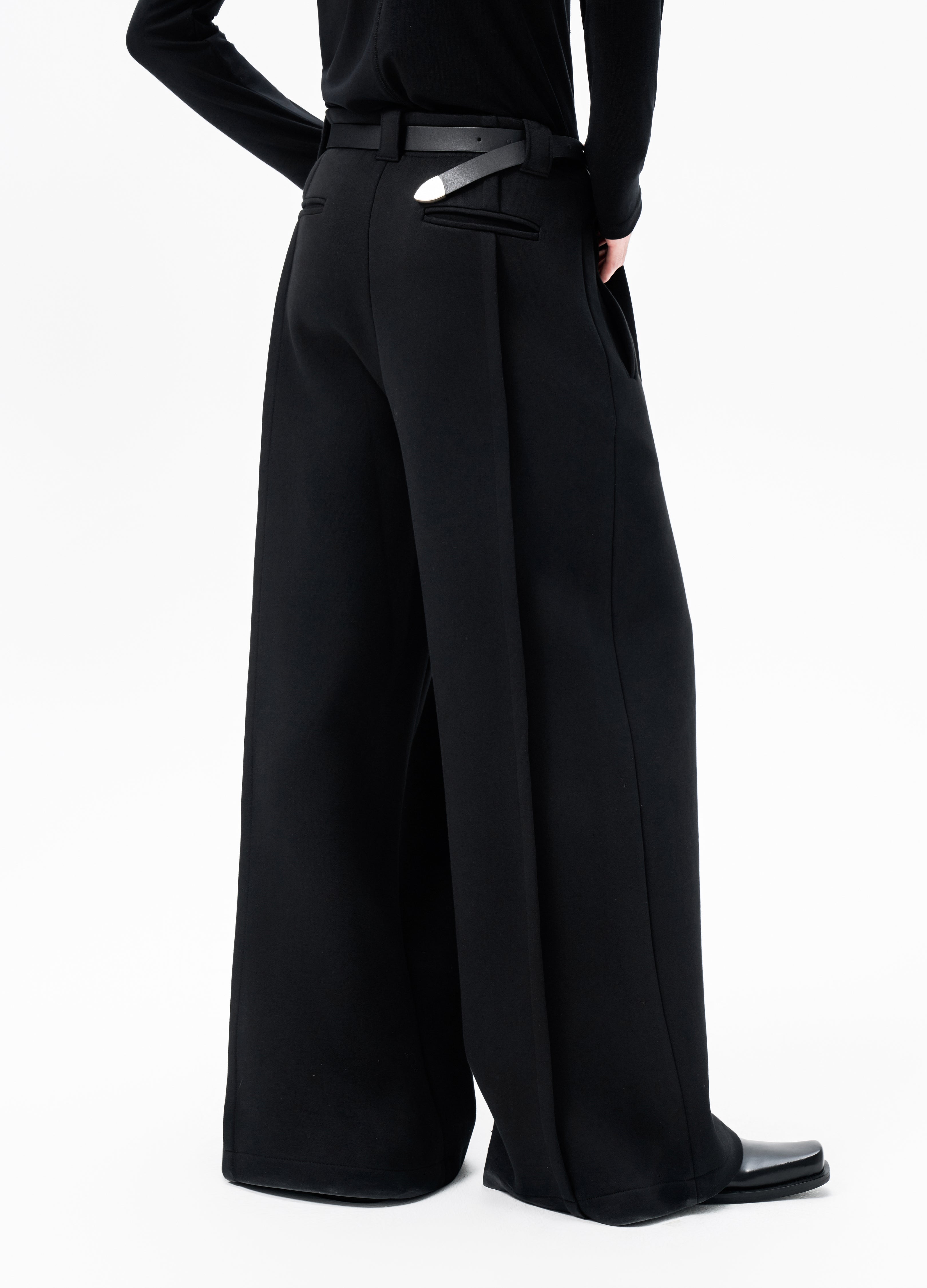 25FW BLACK PLEATED WIDE TROUSERS