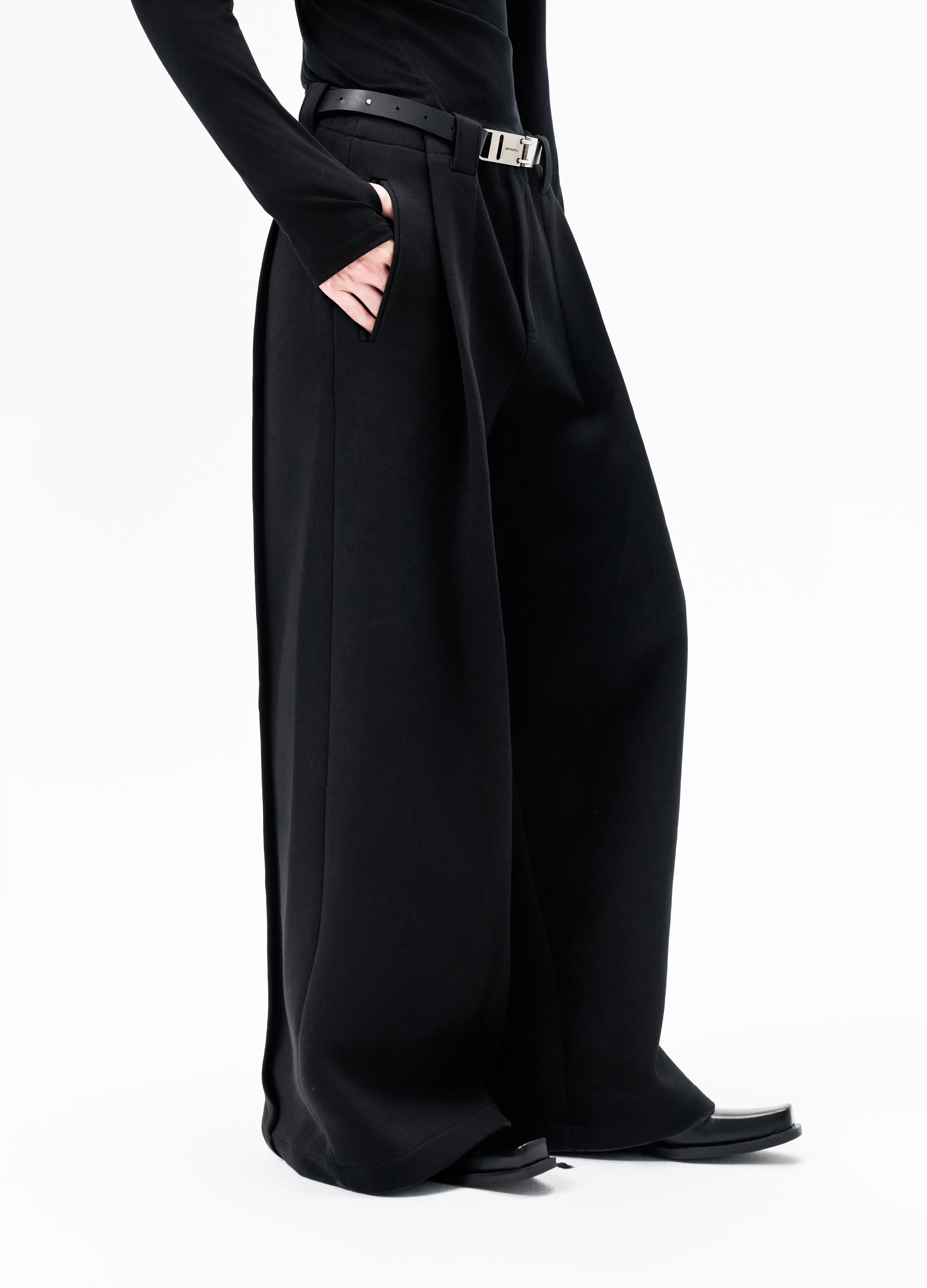 25FW BLACK PLEATED WIDE TROUSERS