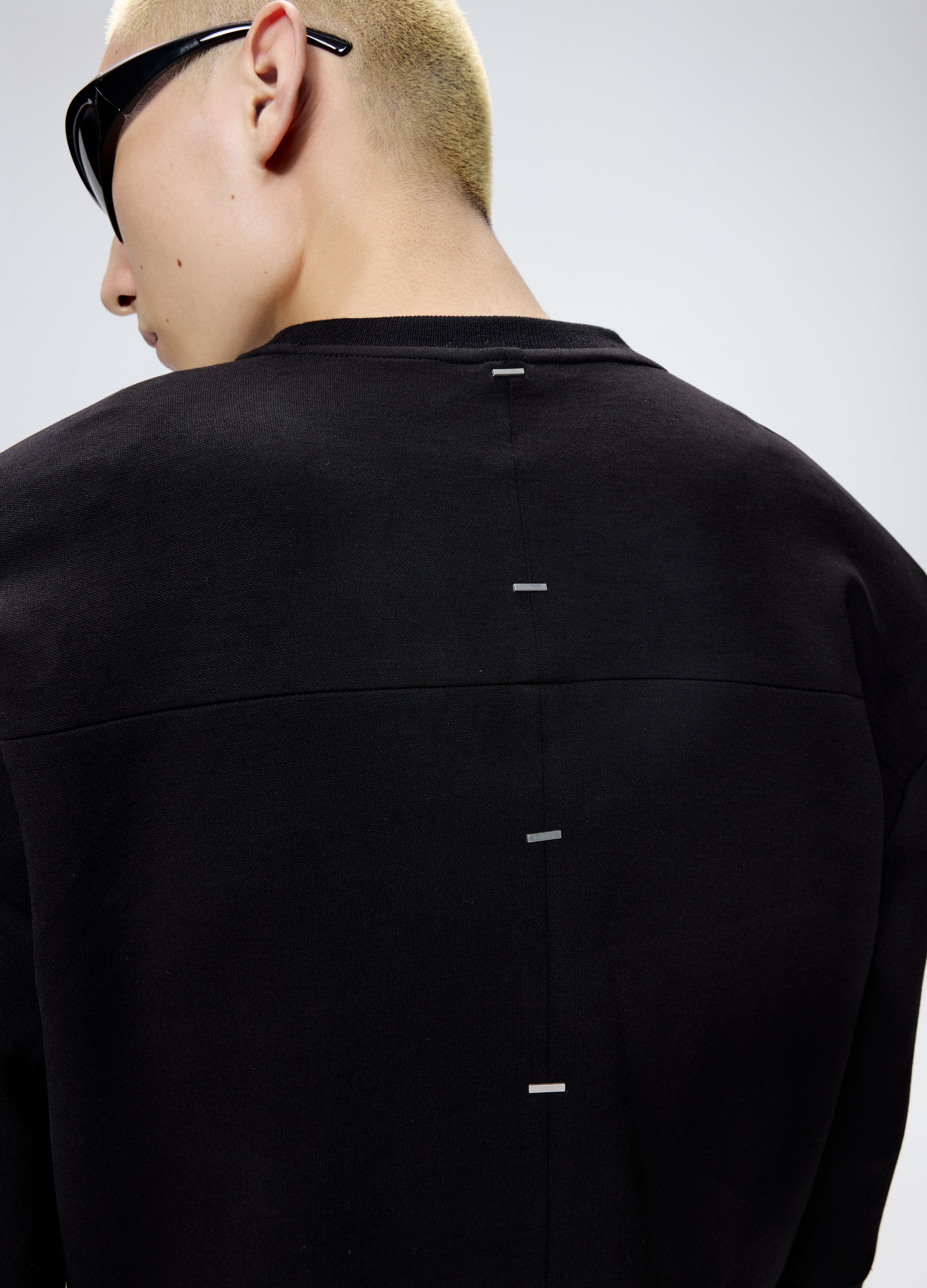 25FW STAPLE DETAIL CROPPED HOODIE