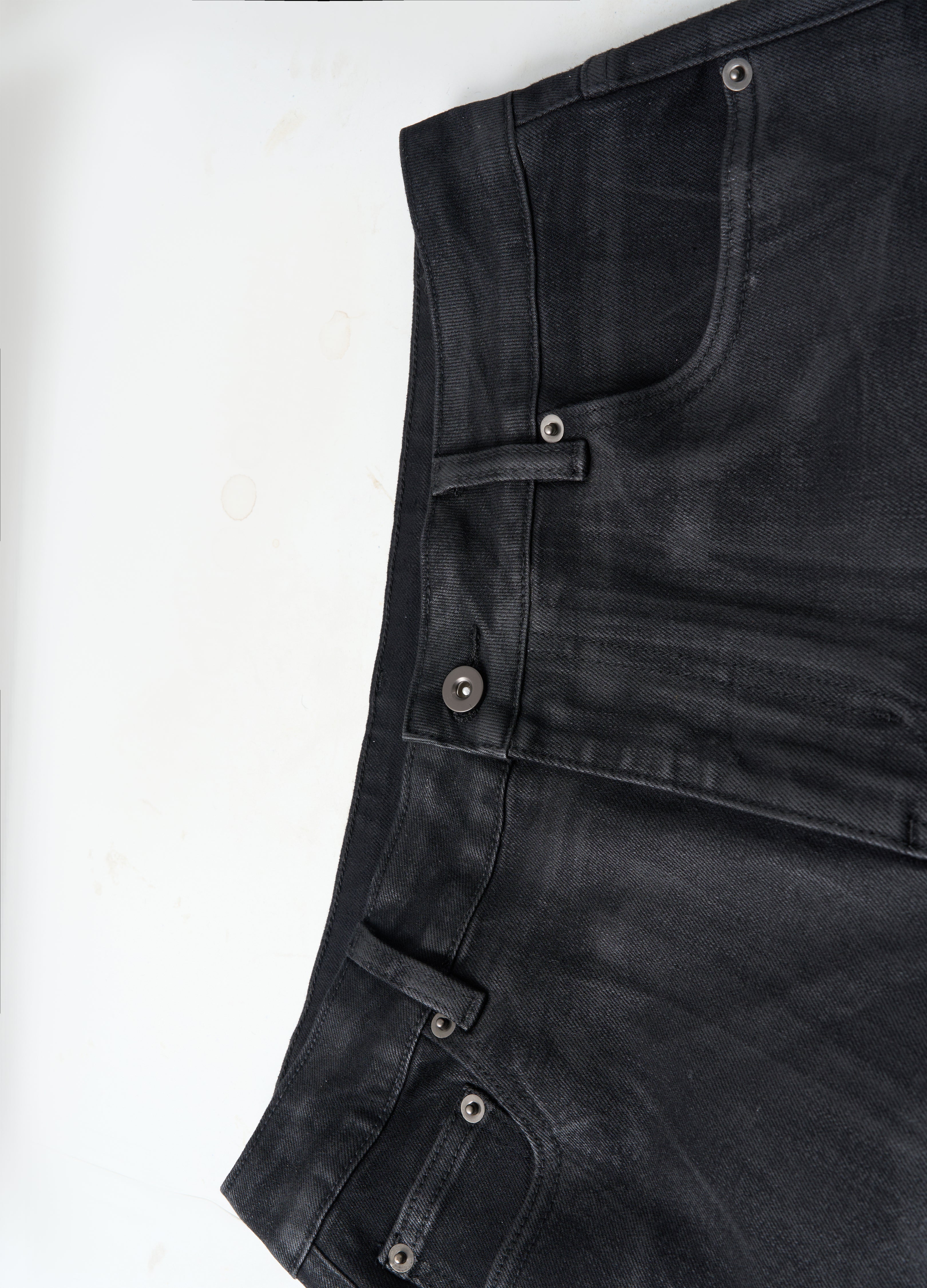 25FW HAND-WAXED STRAIGHT DENIM