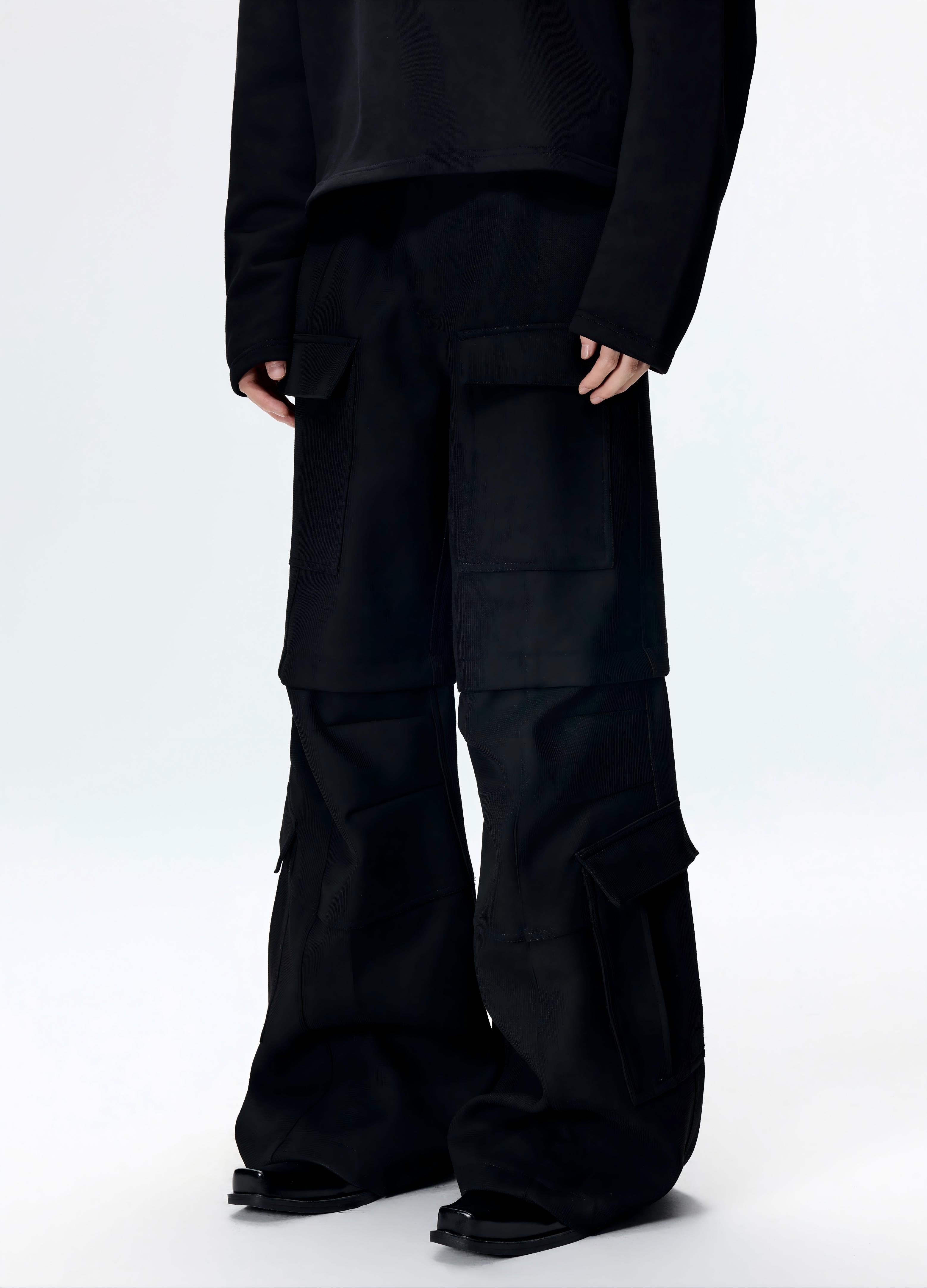 25FW TEXTURED WIDE CARGO PANTS