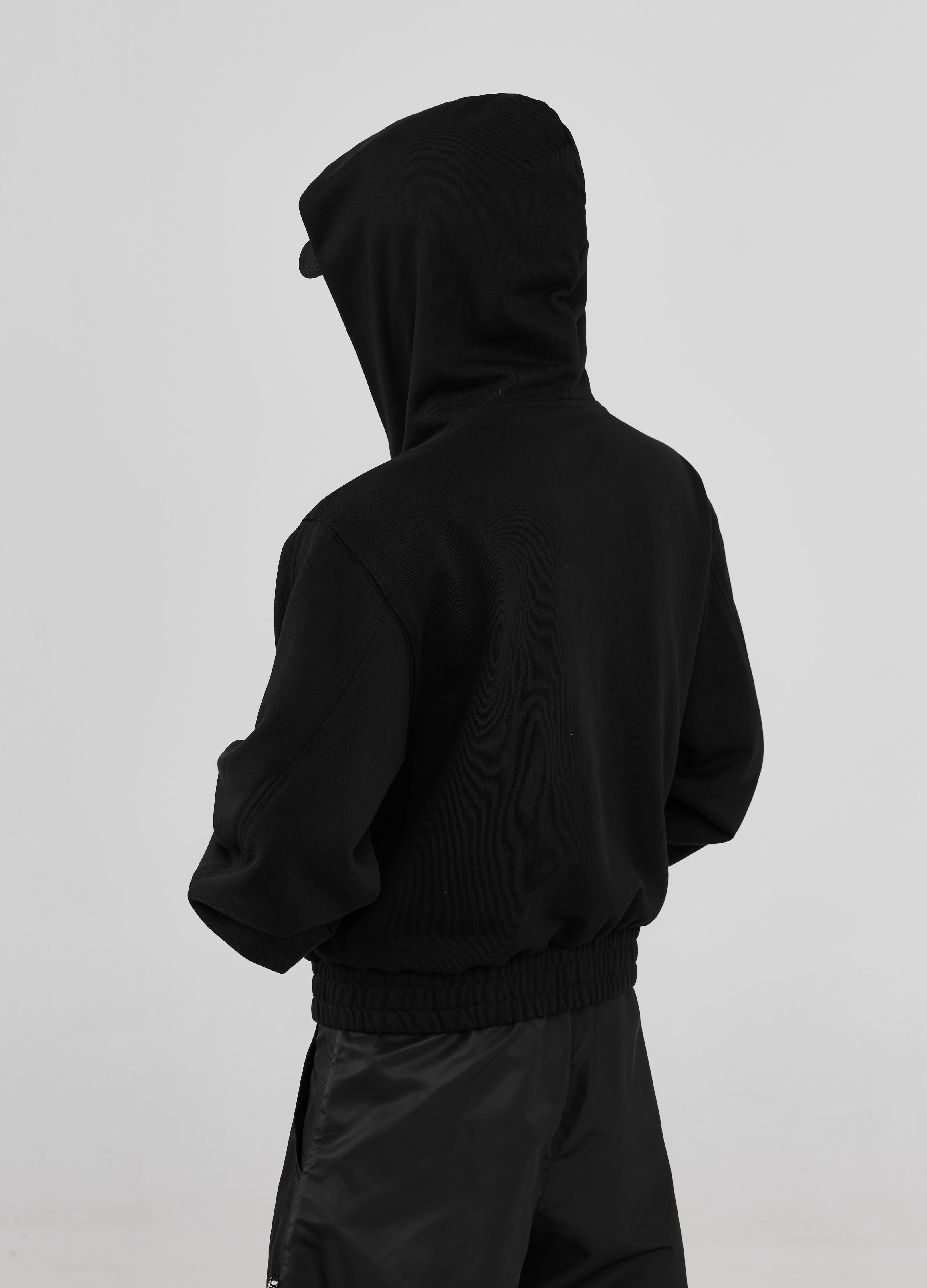 24FW Zip-Up Cropped Hoodie