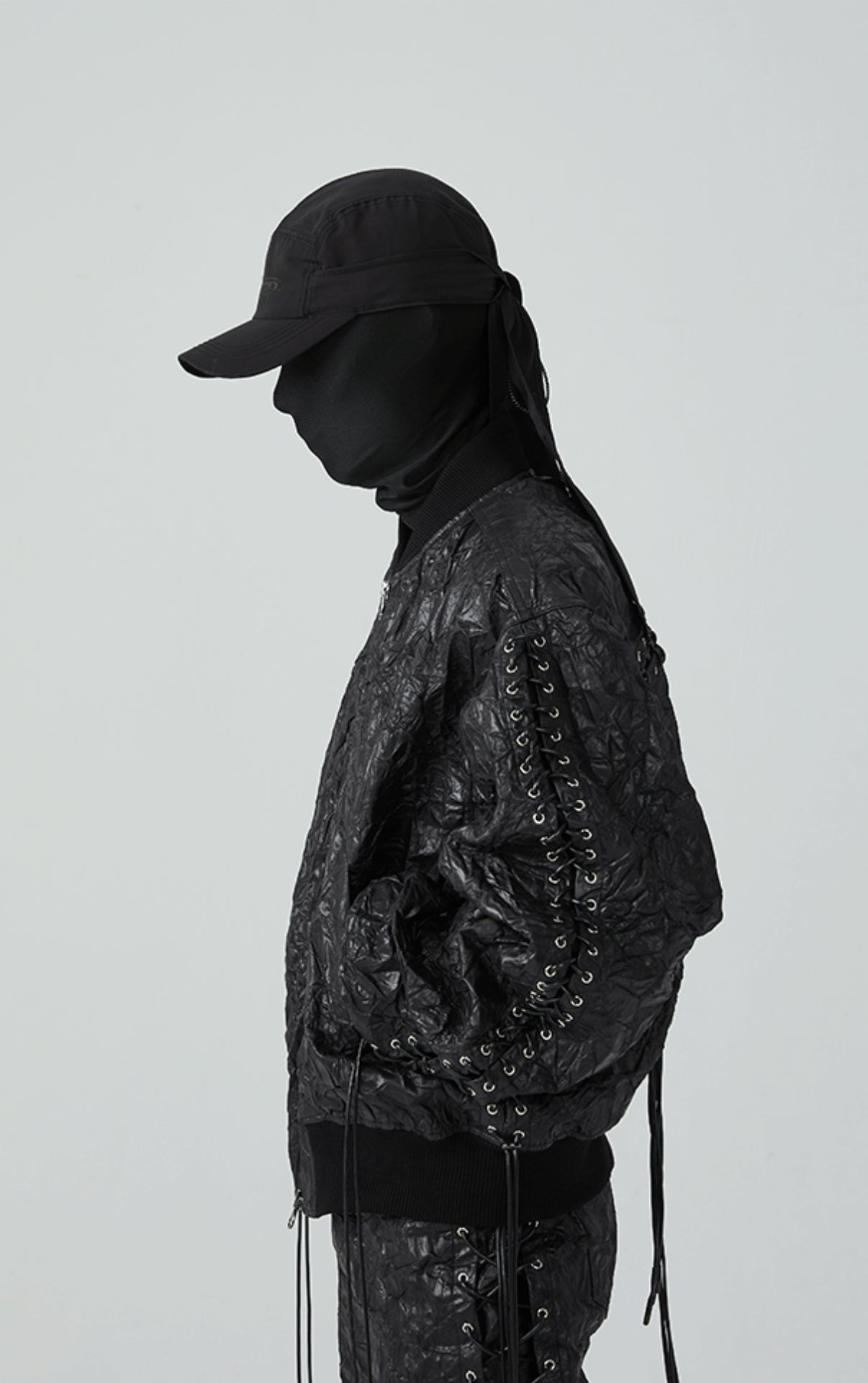 22SS Cracked Embrace Heart Bomber