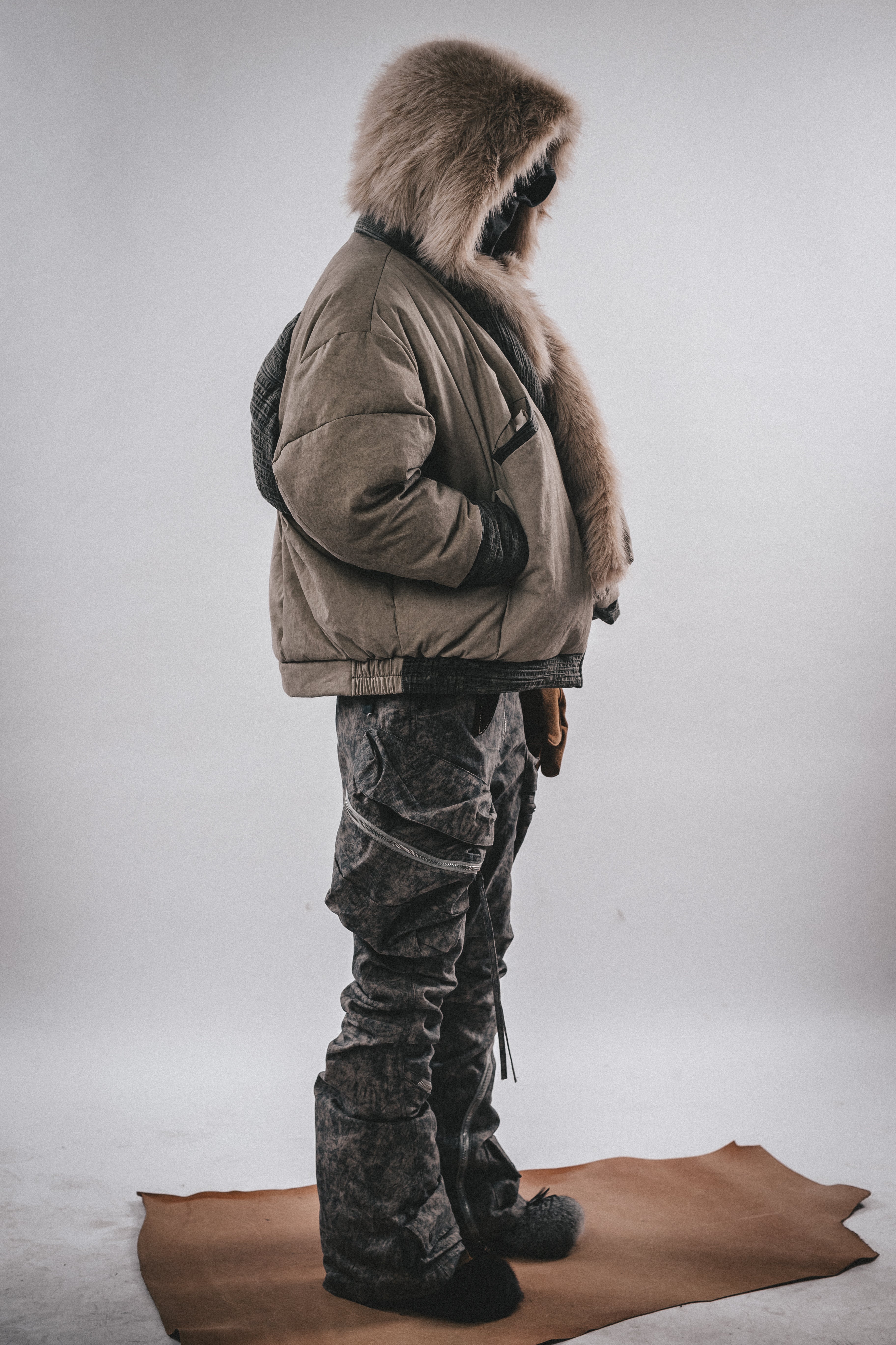 DRKLEI Hunter Cloak Down