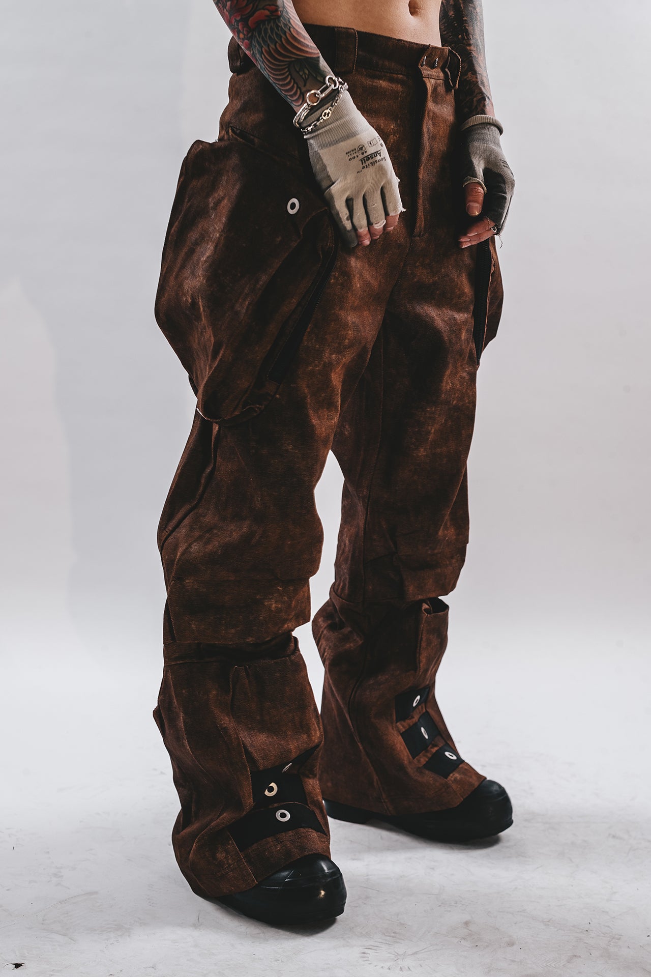 DRKLEI UTILITY RIDER CARGO PANTS