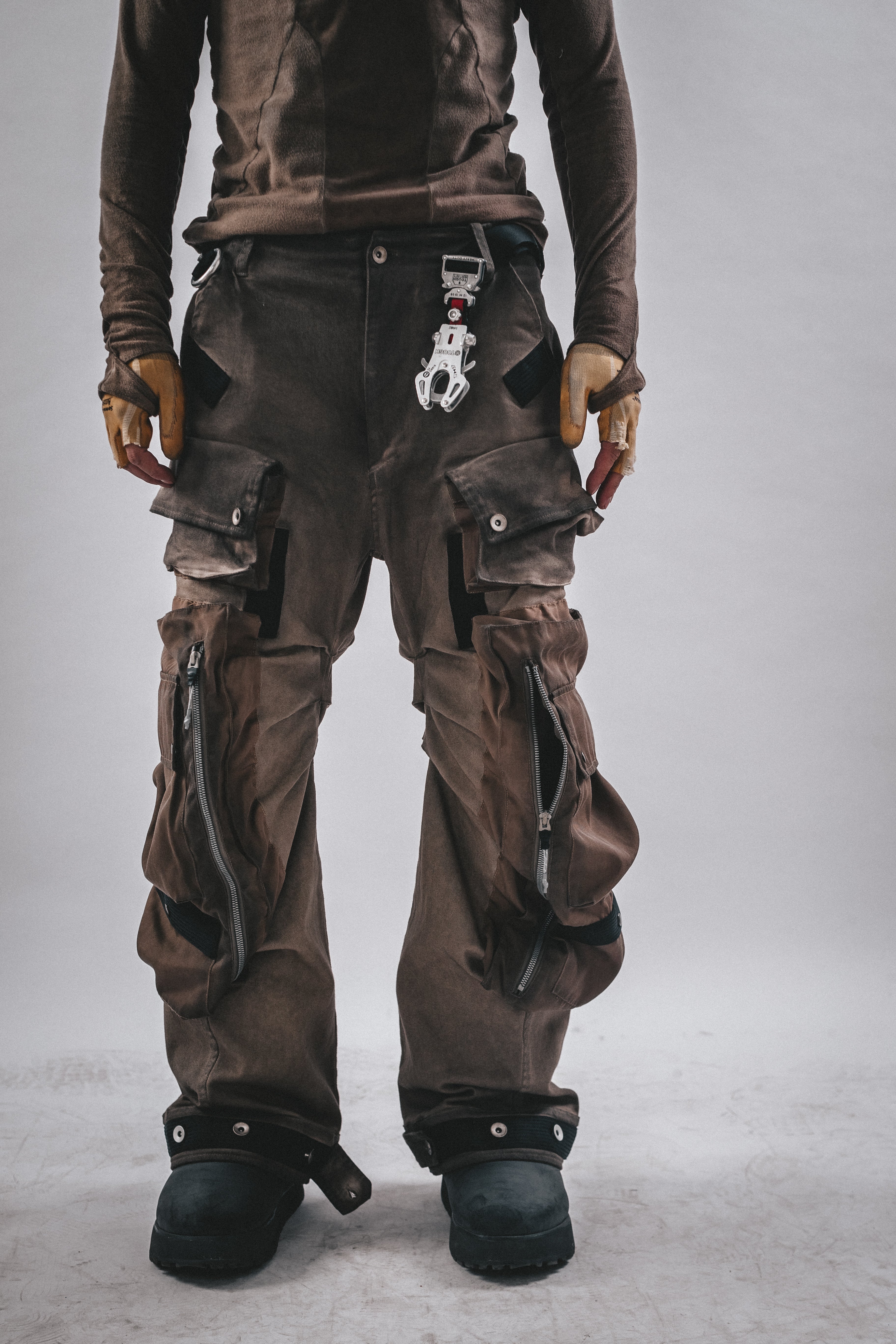 DRKLEI CURVED BLADE PARATROOPER PANTS