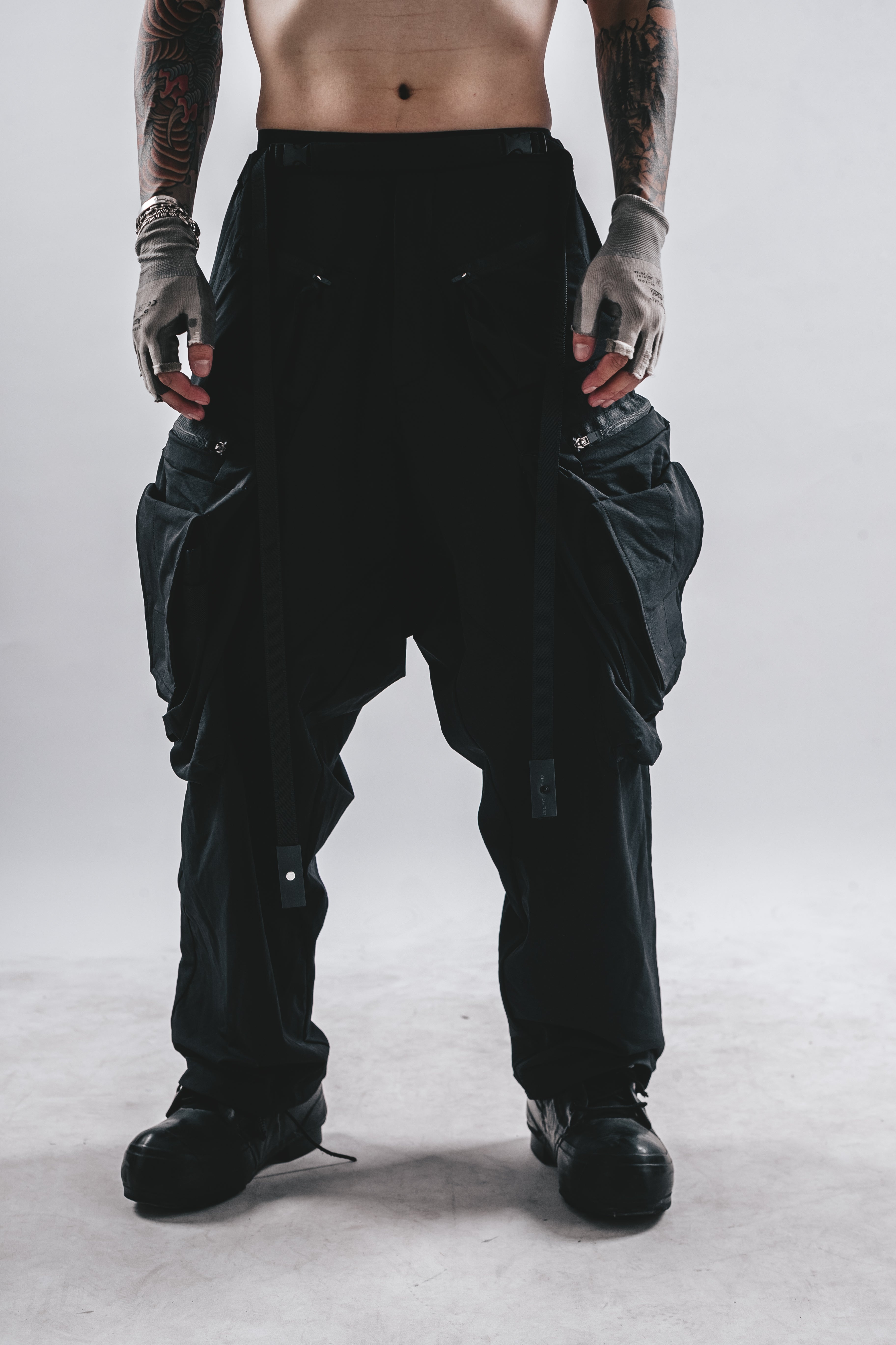 DRKLEI UTILITY WIDE CARGO PANTS