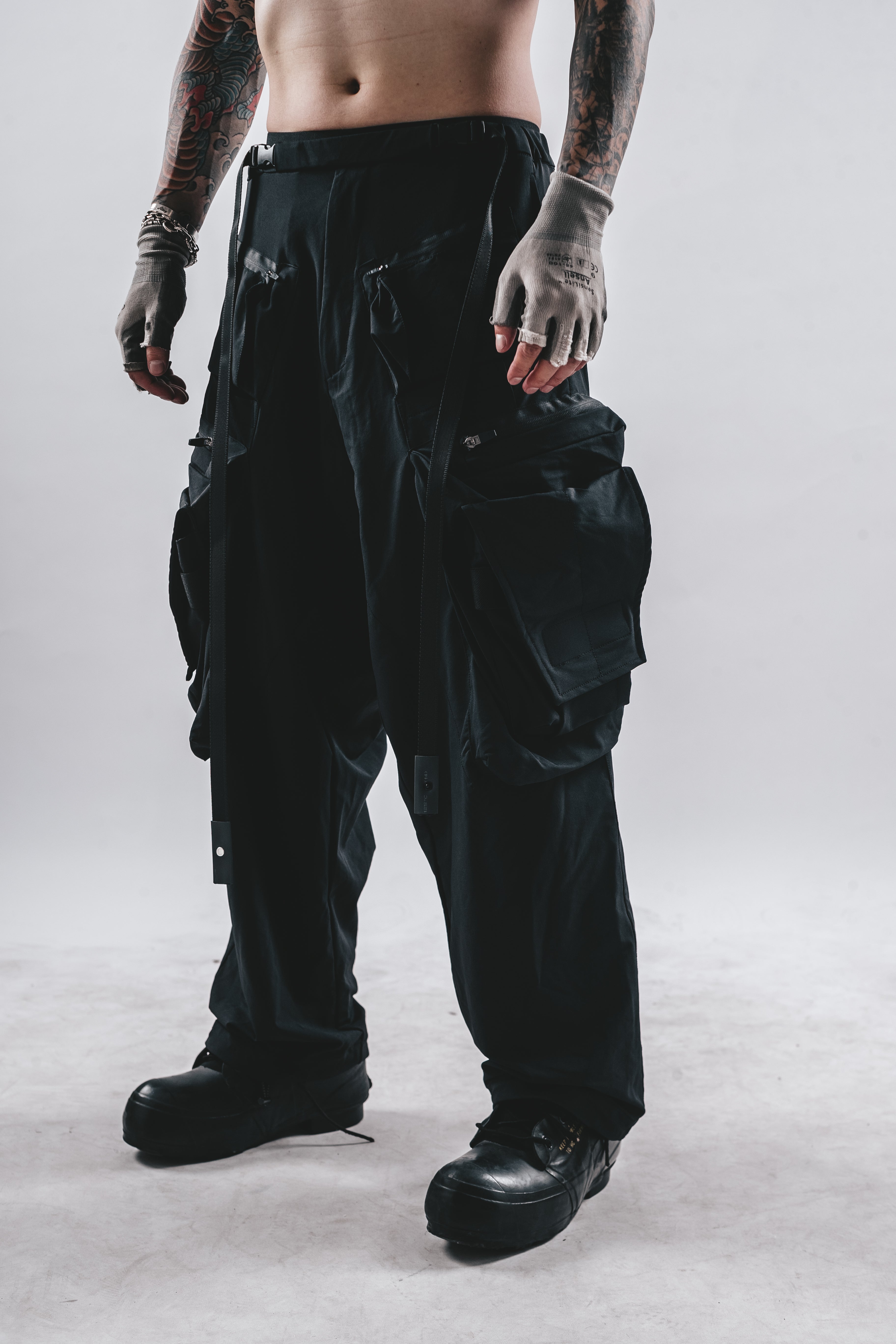 DRKLEI UTILITY WIDE CARGO PANTS