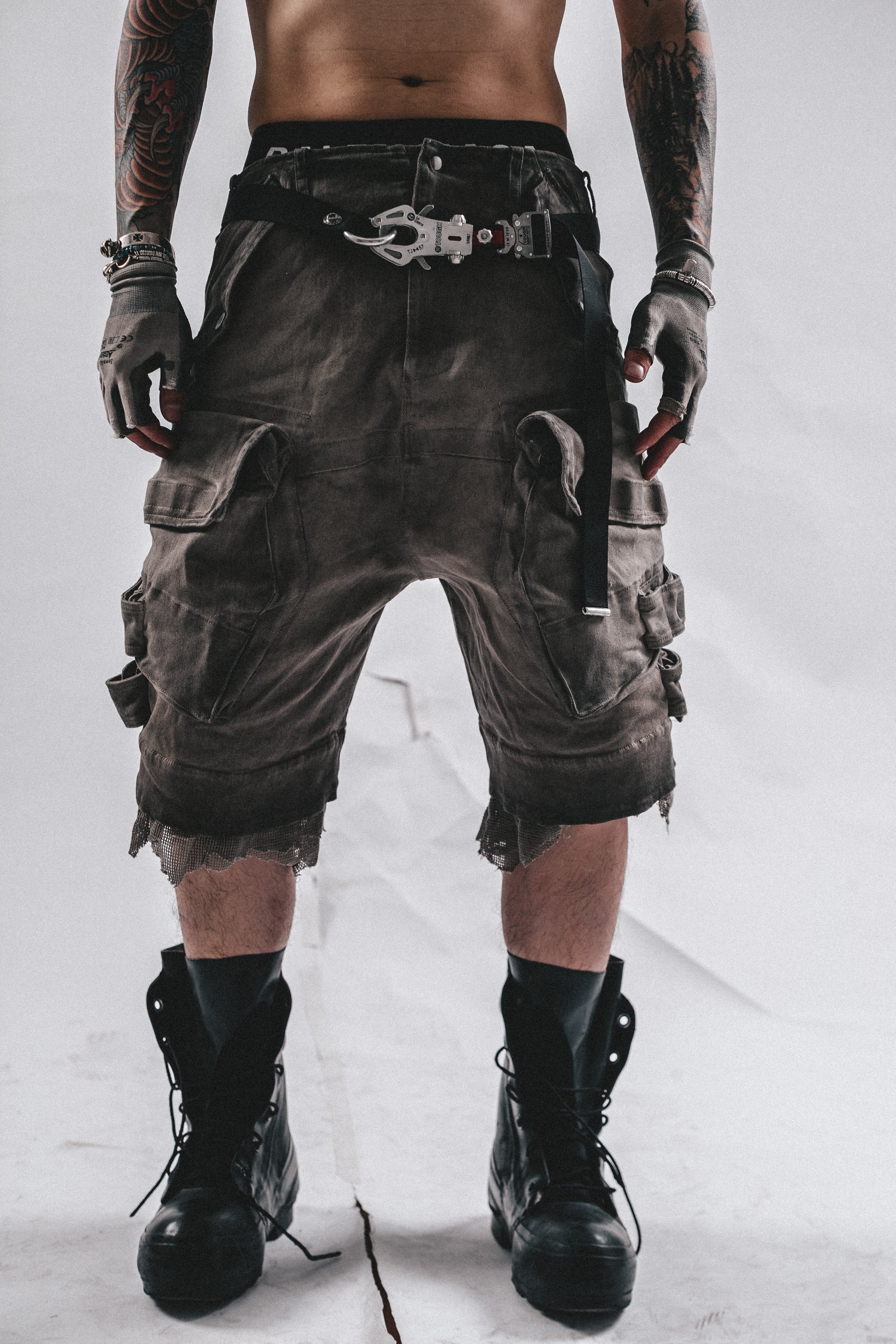 DRKLEI DUSTFLEX CARGO SHORTS