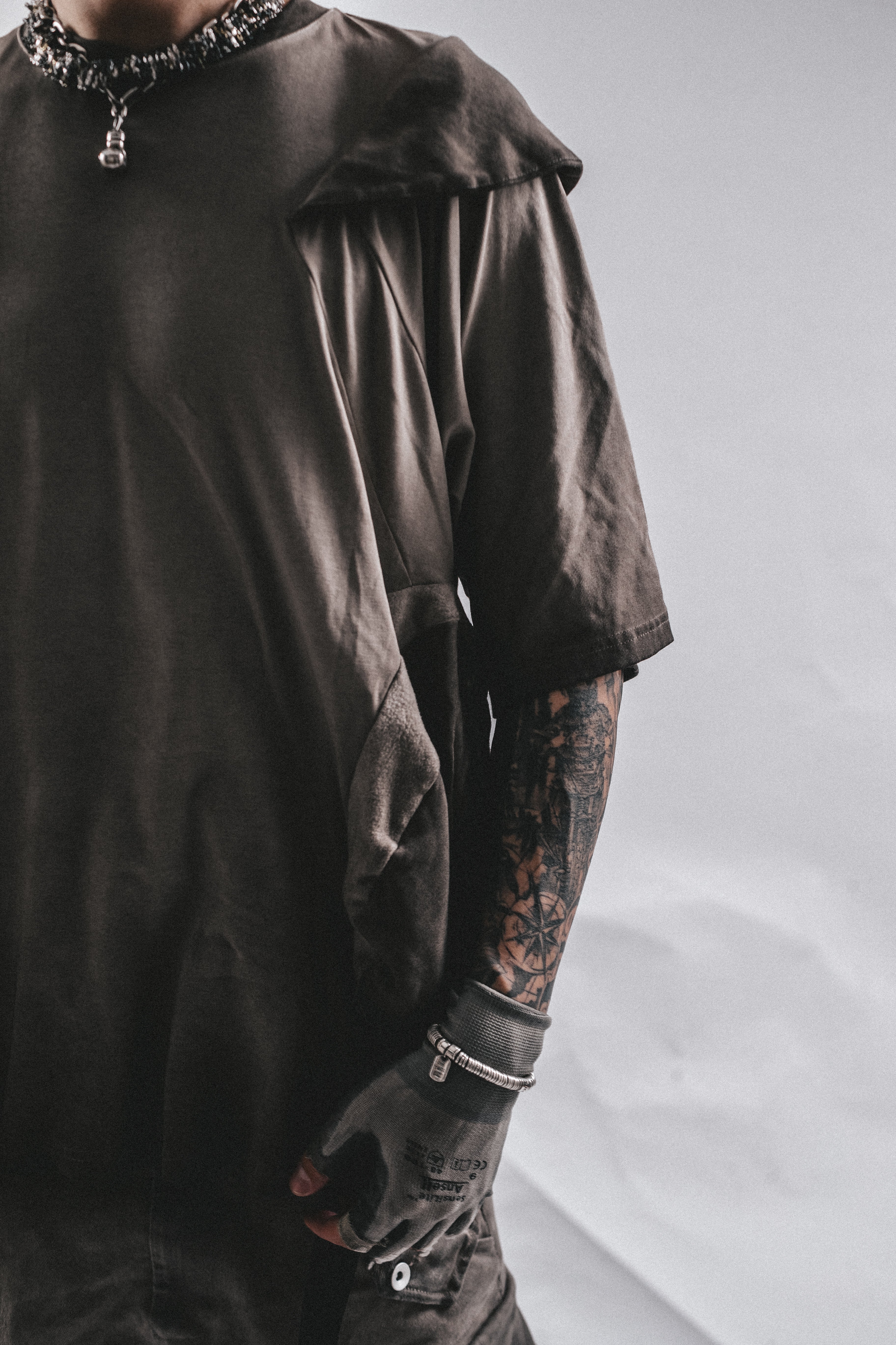 DRKLEI NETSCAR DECONSTRUCTED TEE