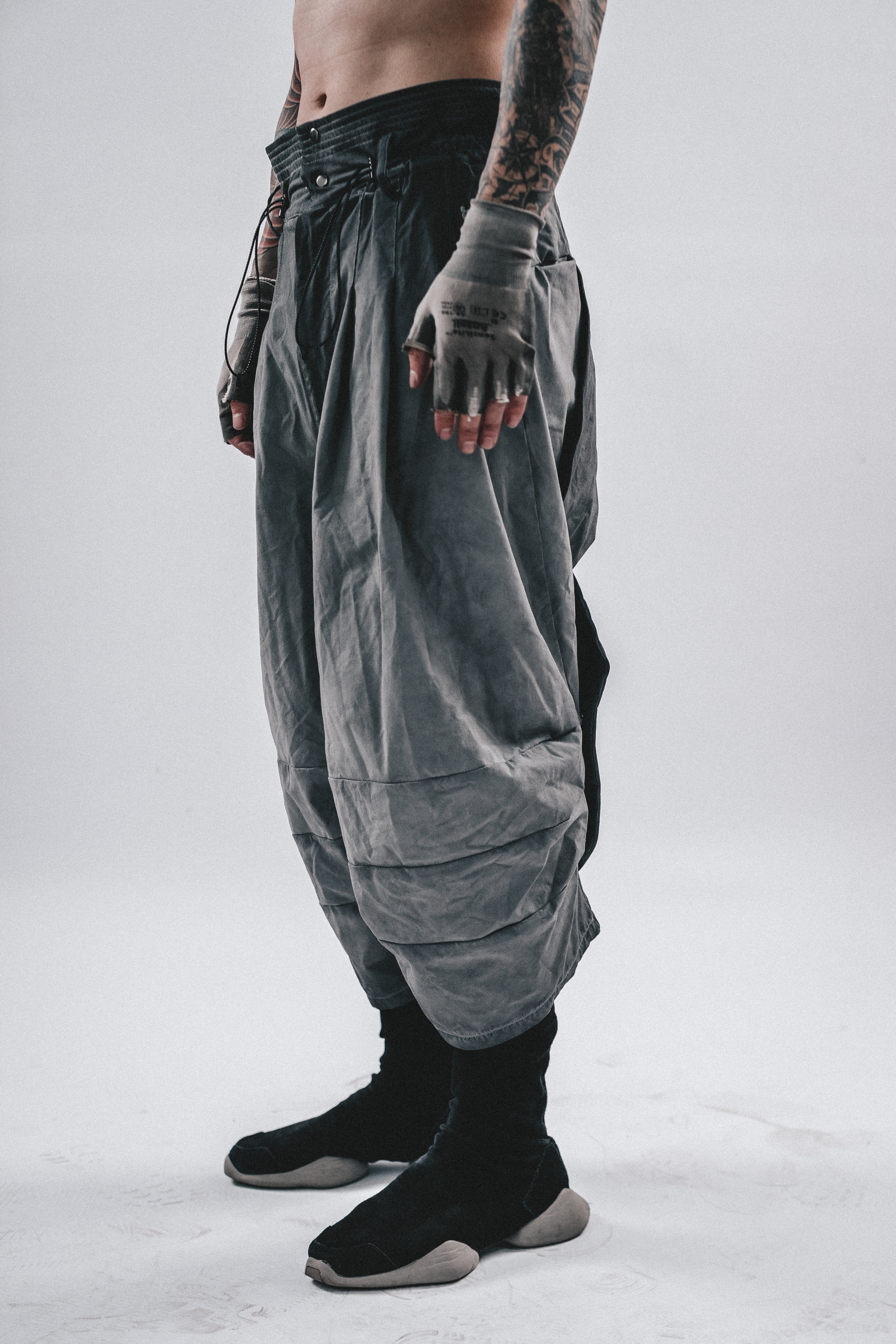 DRKLEI WASTELAND SAMURAI CROP PANTS