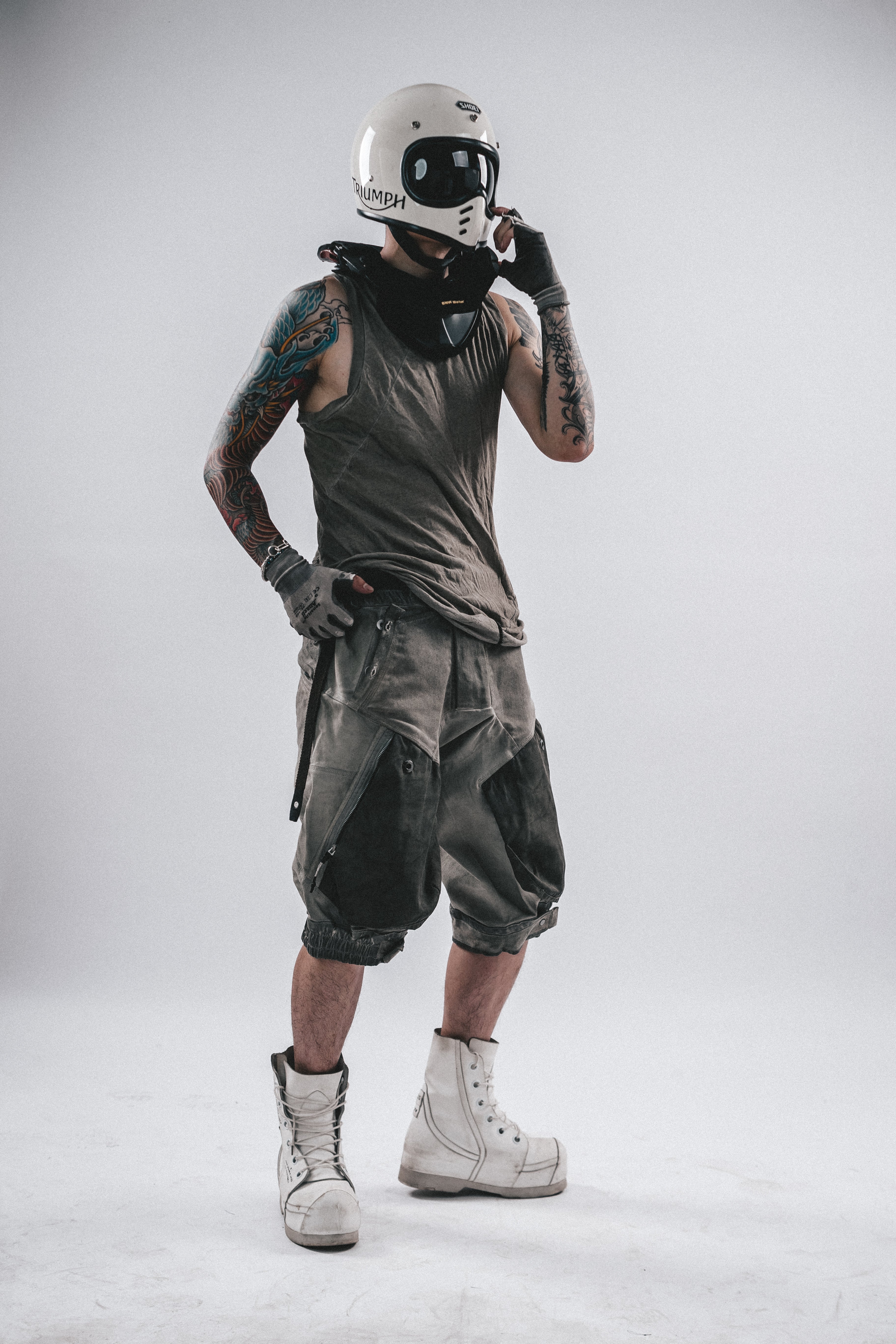 DRKLEI SANDBLAST MULTI-CARGO SHORTS