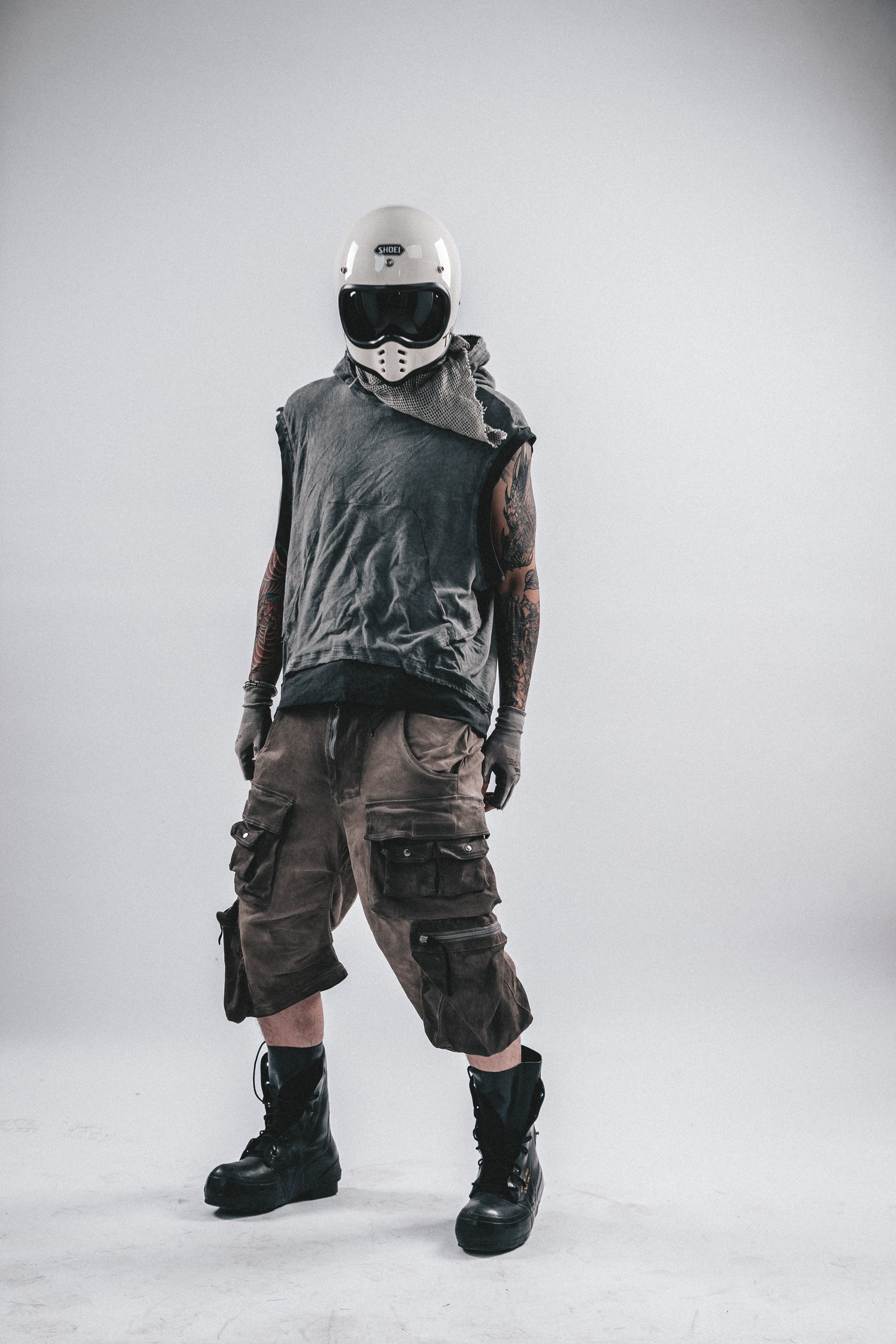DRKLEI SANDBLAST MULTI-CARGO SHORTS