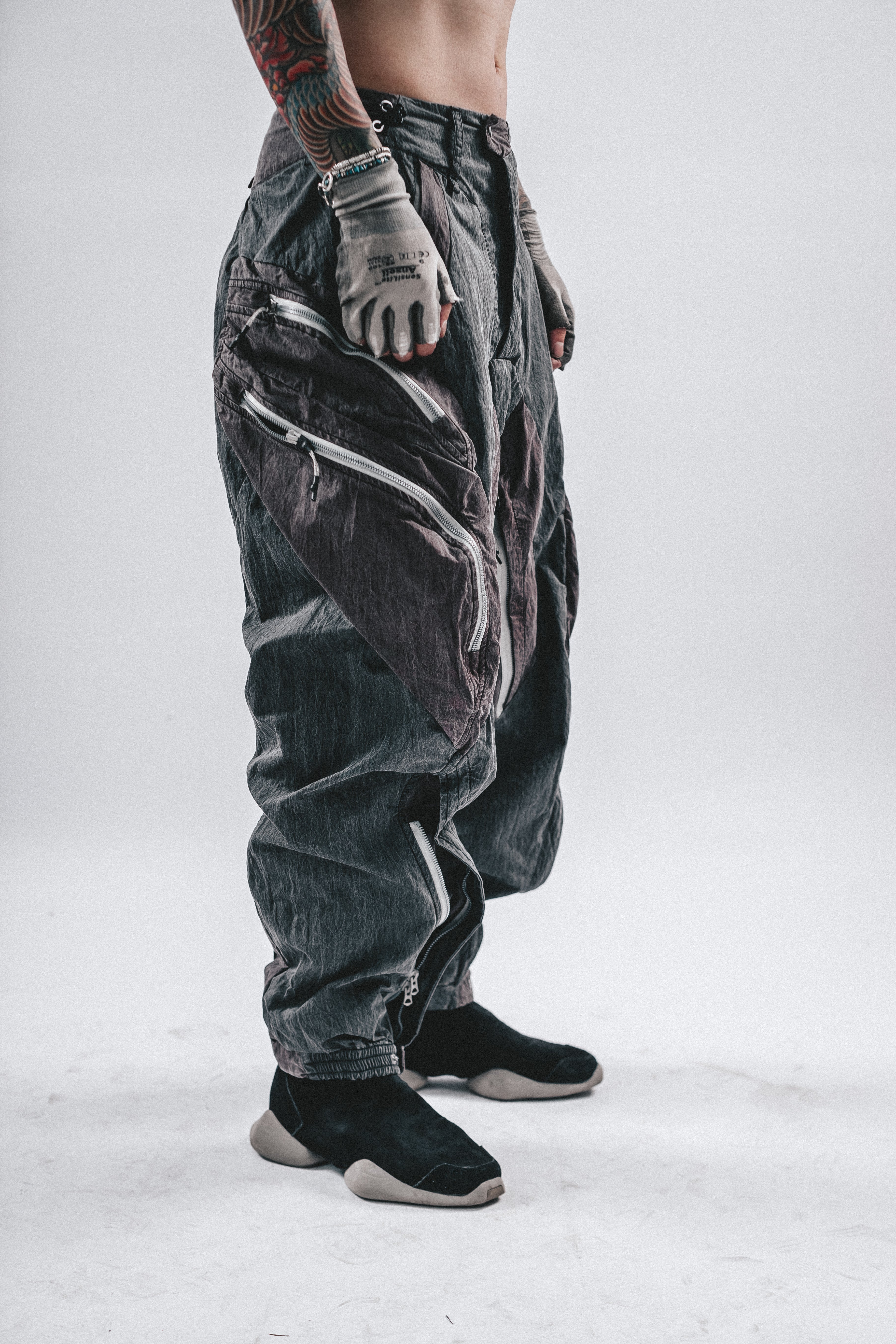 DRKLEI DUAL-TONE PARATROOPER PANTS