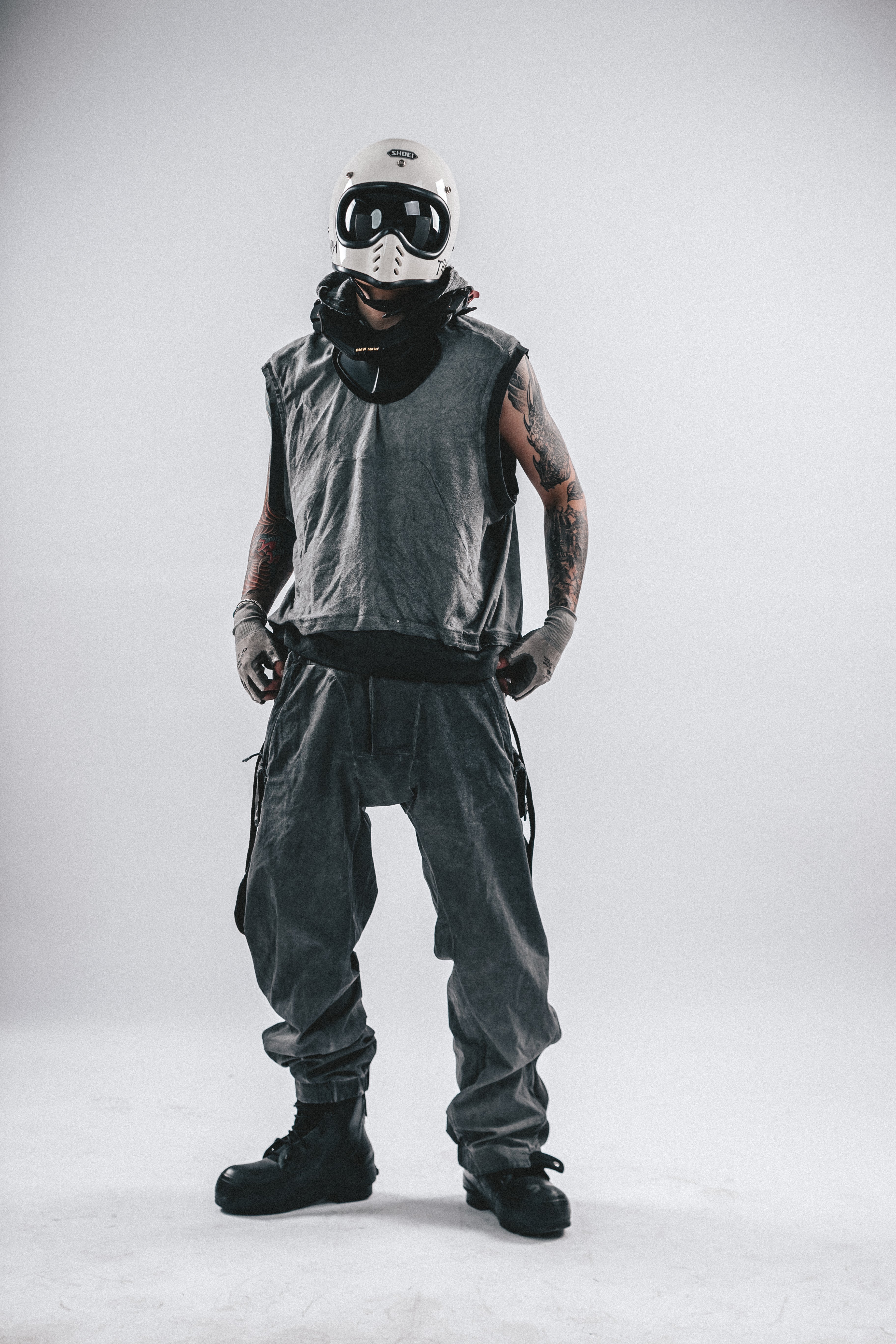 DRKLEI HOODED FRAY PATCHED TEE