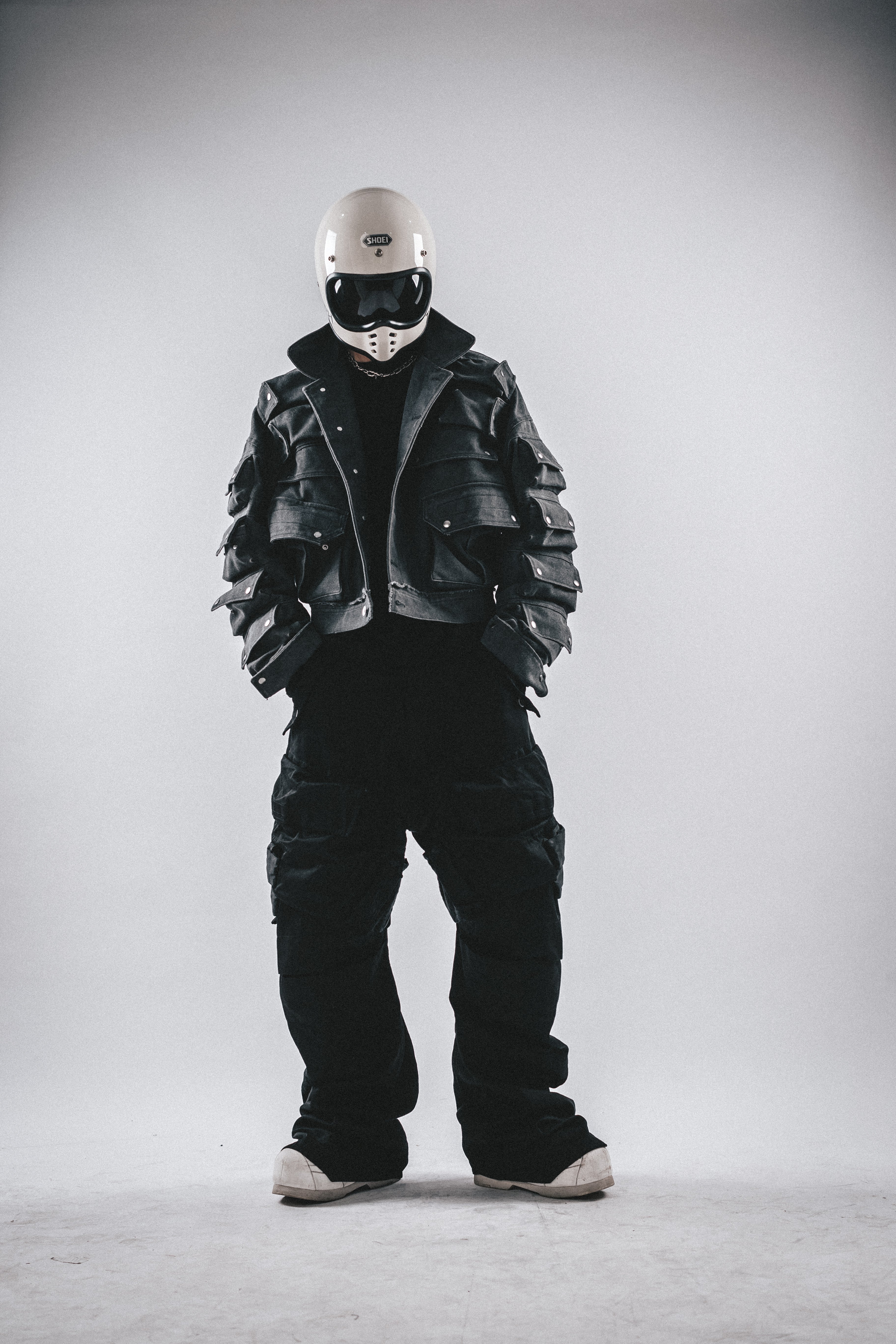 Heavy-Duty Boxy Canvas Jacket with 3D Pockets