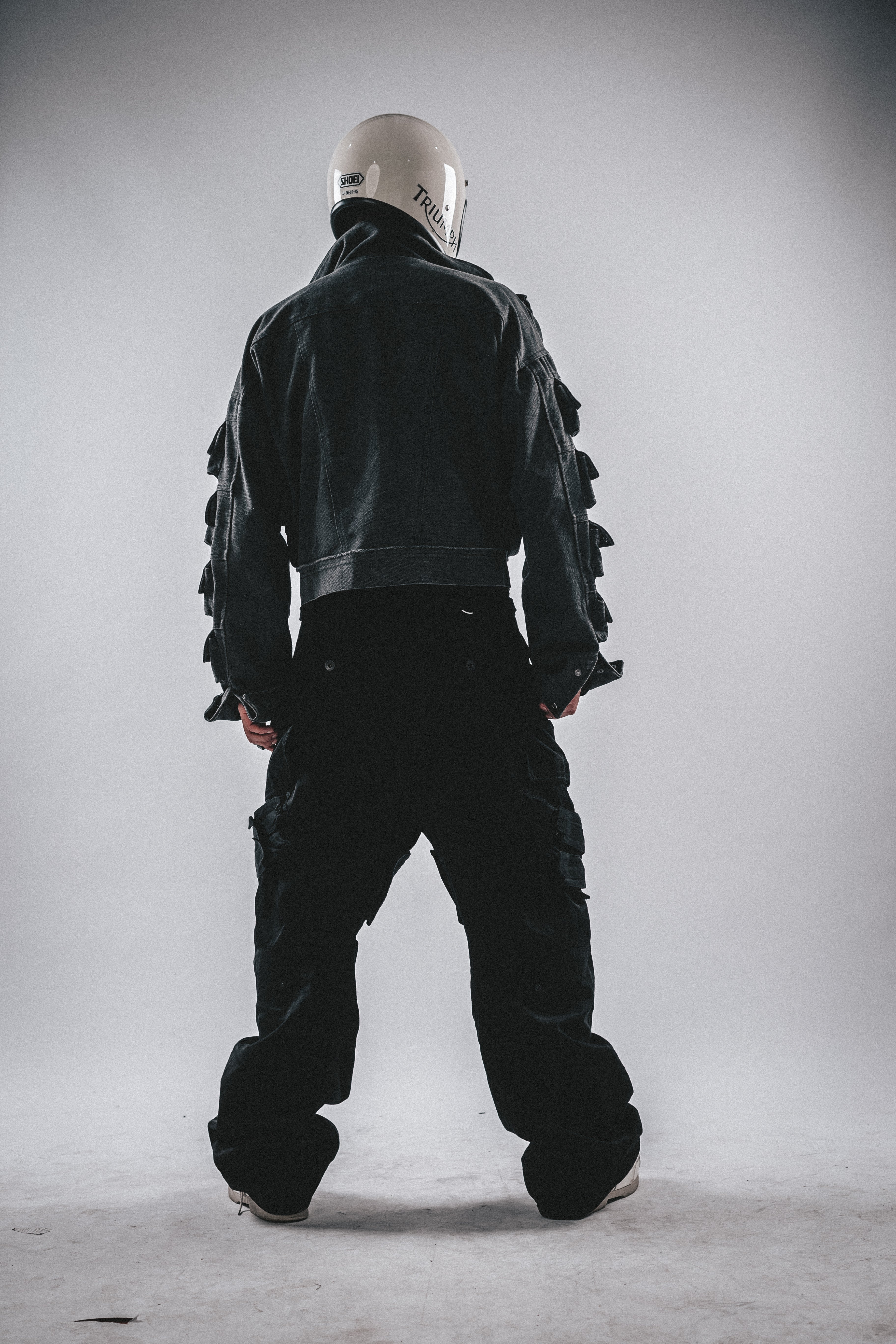 Heavy-Duty Boxy Canvas Jacket with 3D Pockets