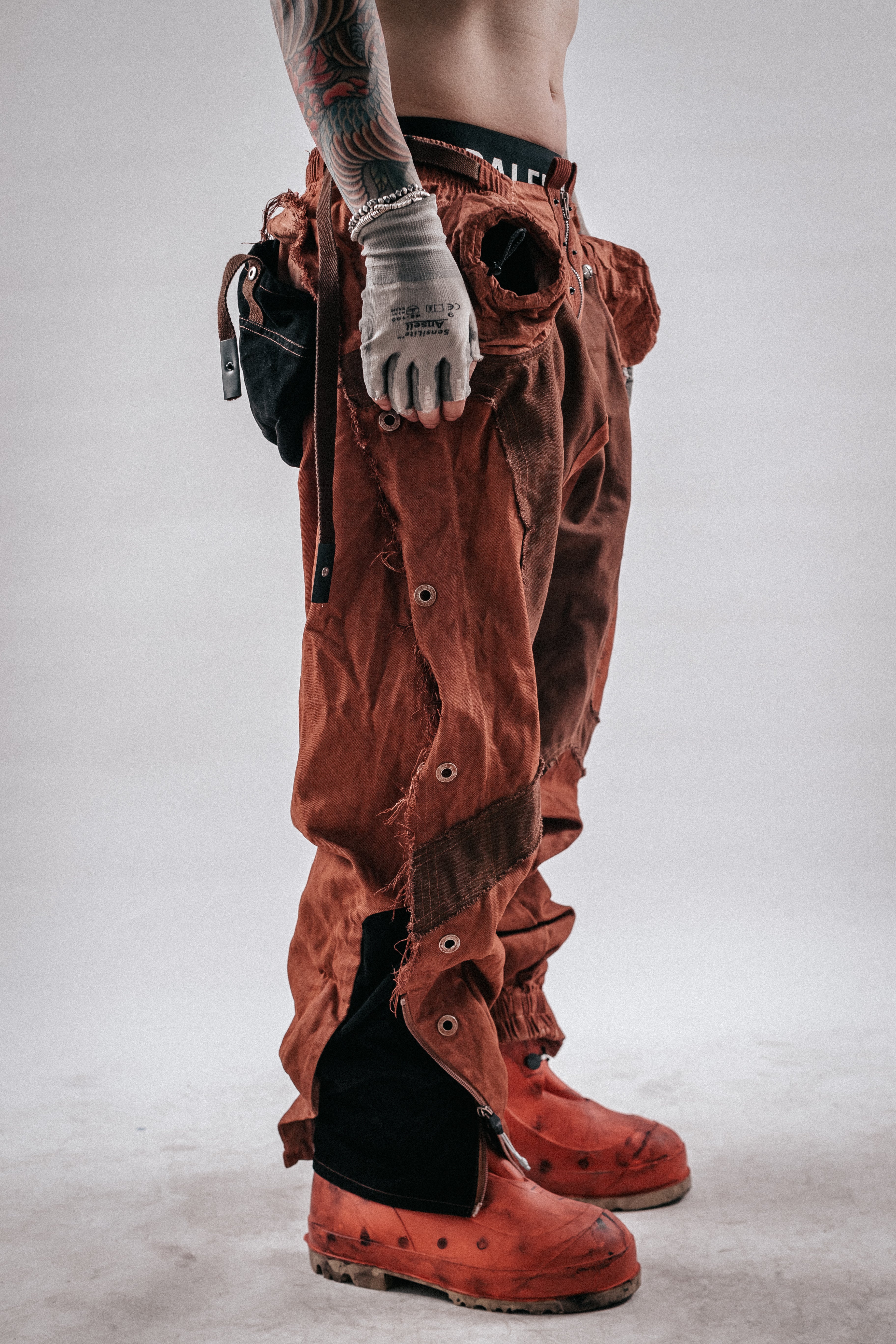 DRKLEI WASTELAND MESH CARGO PANTS